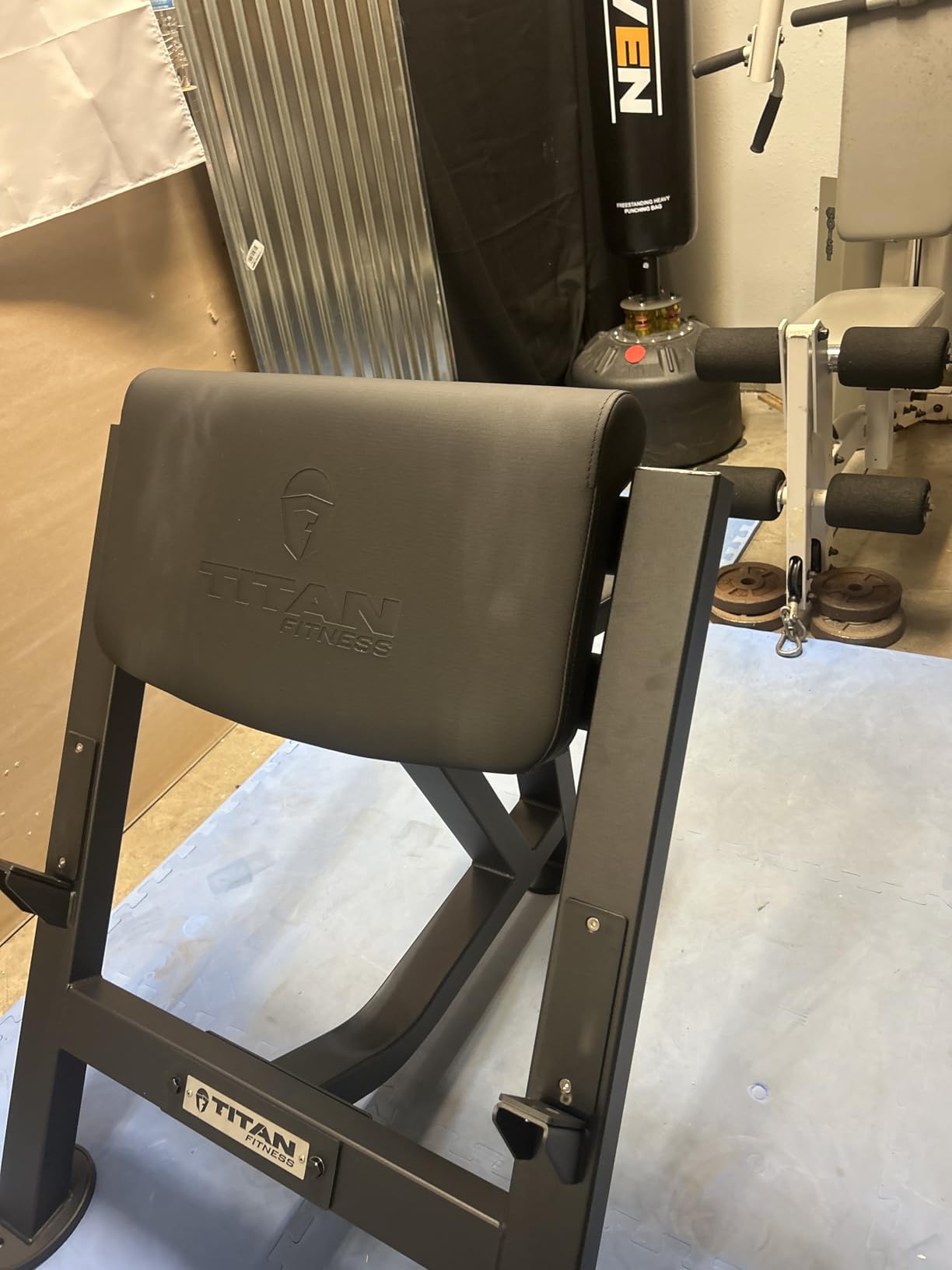 Titan Fitness Seated Preacher Curl Bench, Max Load 250 LB, Bicep Curl Support Training, Isolated Barbell Dumbell EZ Curl Specialty Bench customer photo 1