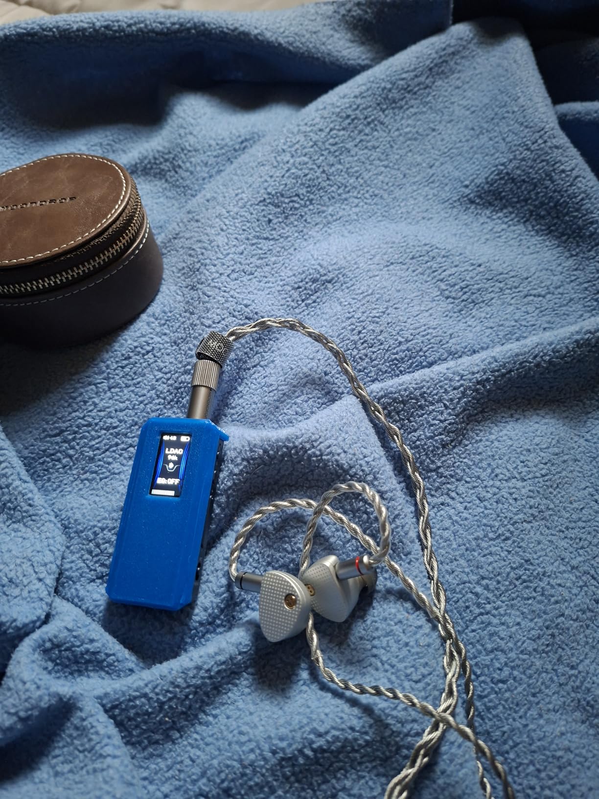 FiiO BTR13 Bluetooth Headphone Amplifier with LDAC, aptX Adaptive, aptX HD, AAC (Dual CS43131 3.5mm Unbalanced & 4.4mm Balanced Output) (Black) customer photo 1