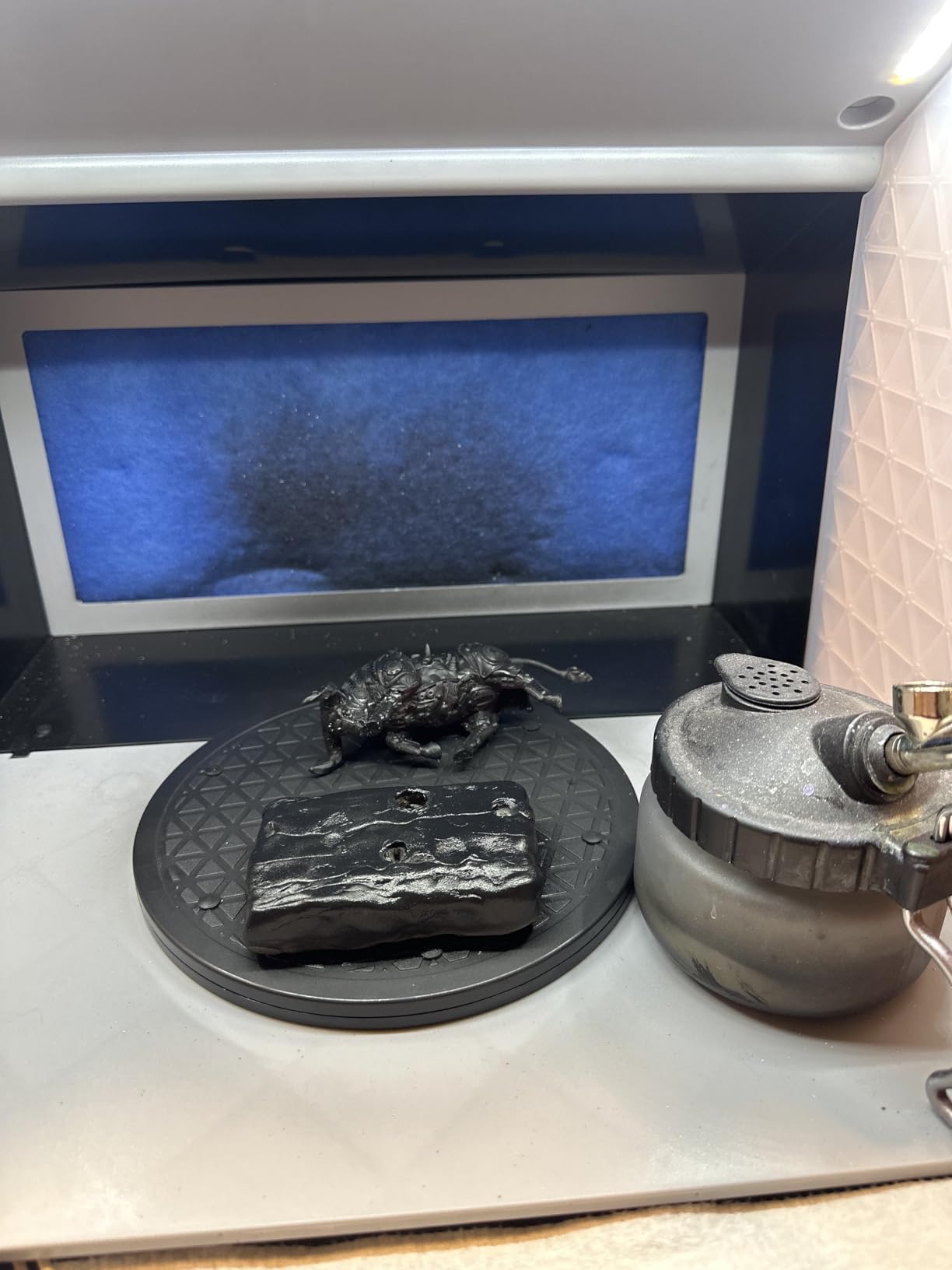 VEVOR Airbrush Spray Booth, Portable Hobby Airbrush Paint Spray Booth Kit with LED Lights, Exhaust Fan and Exhaust Extension Hose, Airbrush Paint Booth for Painting Models, Arts, Crafts, Cakes customer photo 2