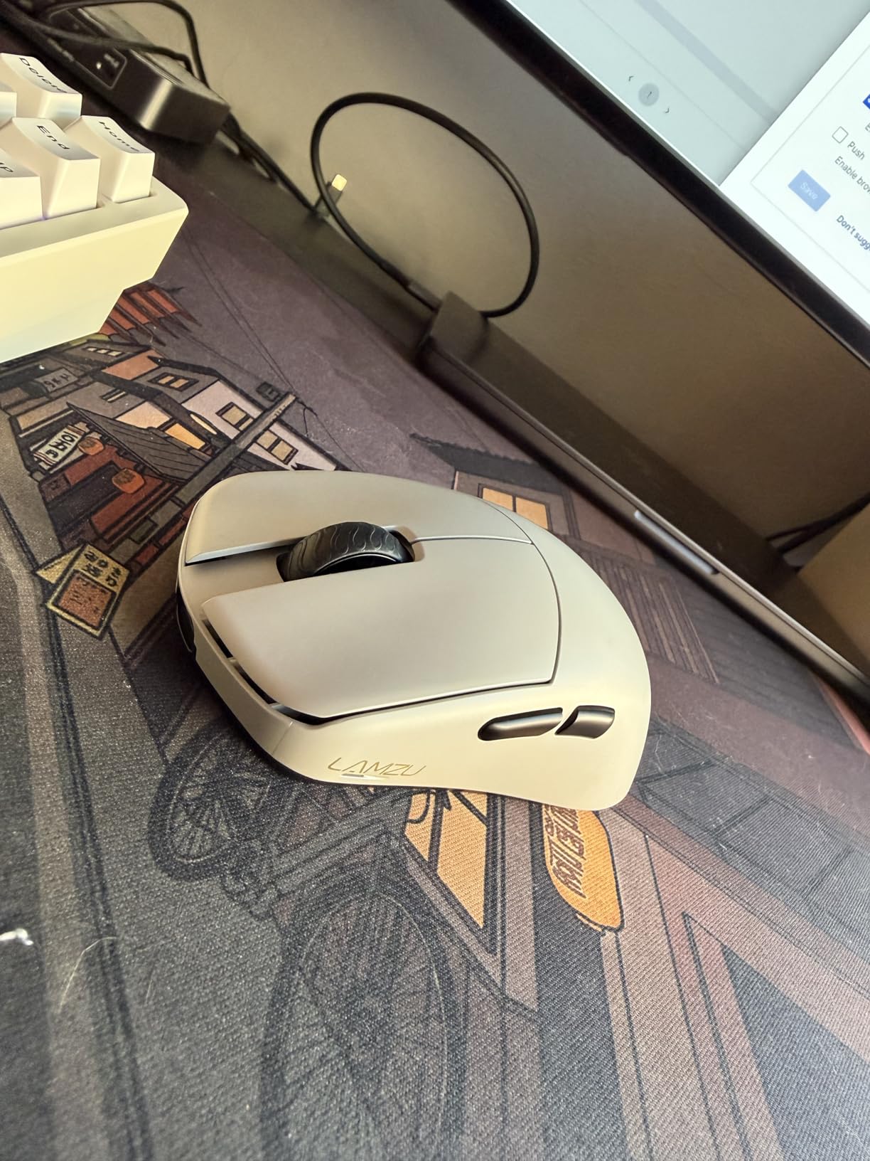 Lamzu Maya X Wireless Gaming Mouse, Ultra Lightweight 47g, Optical Switch, Maximum 30000 DPI, Symmetrical, MCU Nordic 52840, Dust-Proof Encoder, PAW3950 Sensor(Larger Maya) (White) customer photo 2
