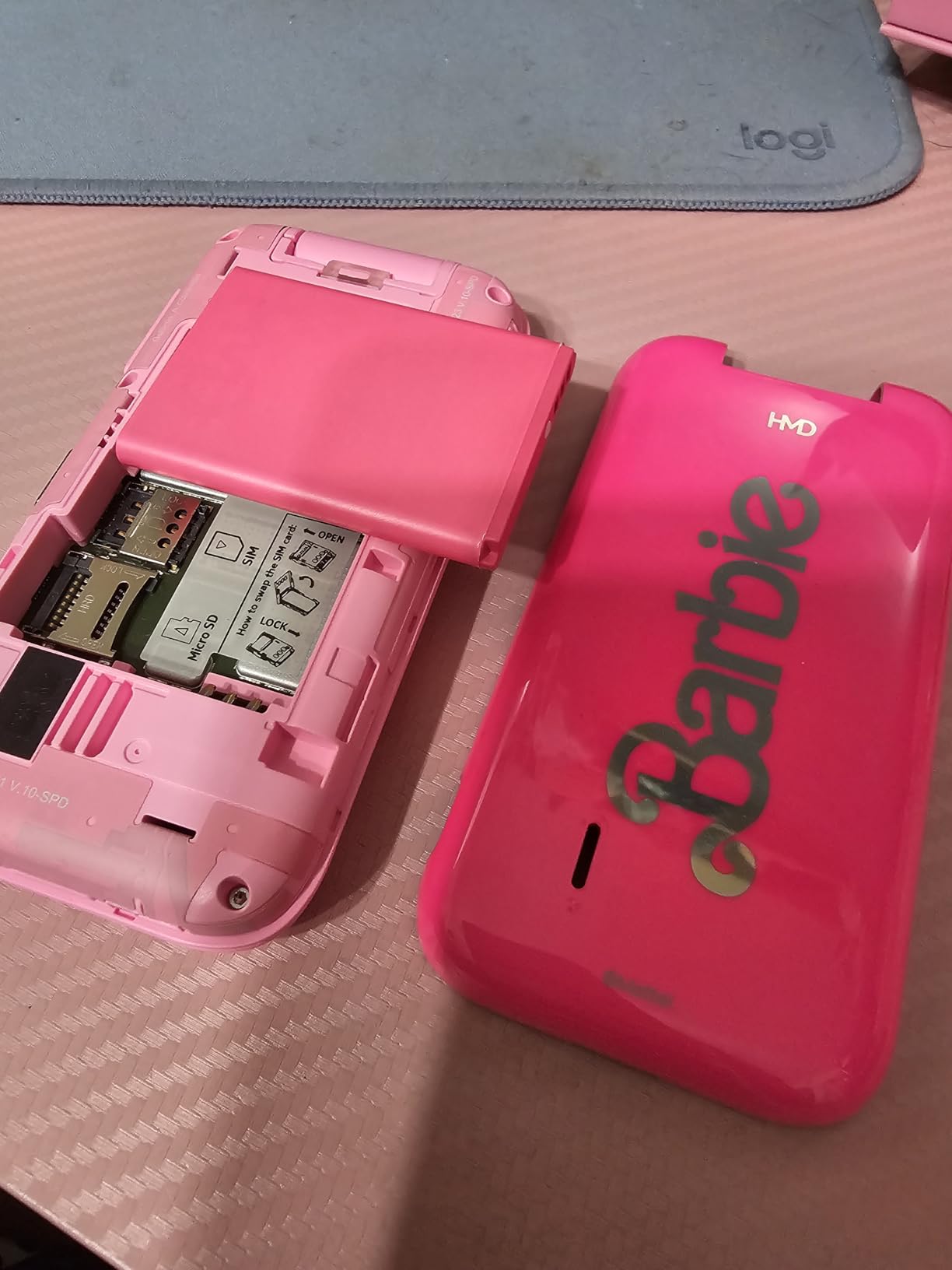 HMD Barbie | Flip | Unlocked | KaiOS | Power Pink | US Version customer photo 1