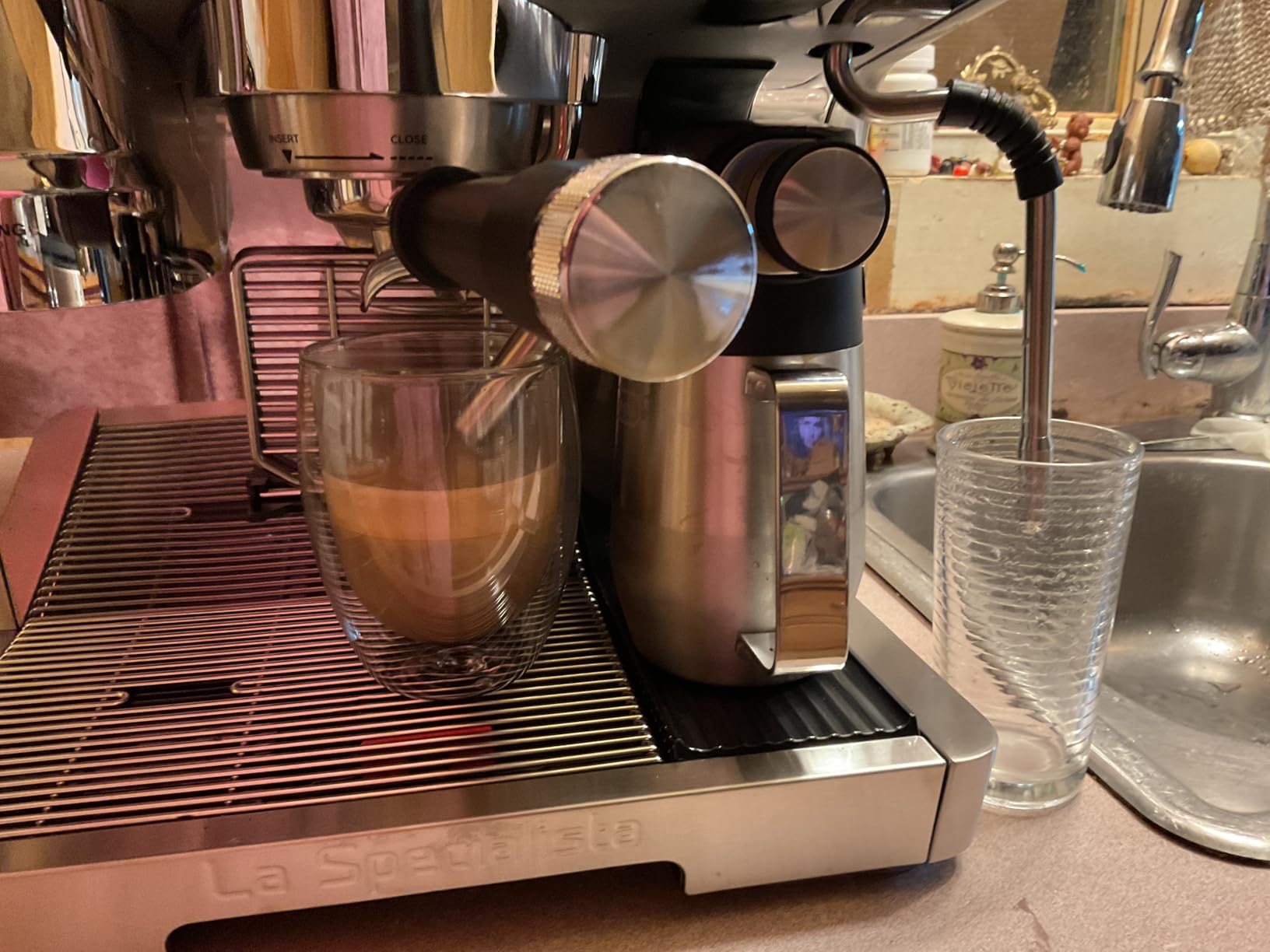 De'Longhi La Specialista Maestro Espresso Machine with Grinder, Auto & Manual Milk Frother - Bean-to-Cup Cold Brew Coffee with Cold Extraction Technology, Variable Temp & Tamping Tool, 8 Drink Presets customer photo 1