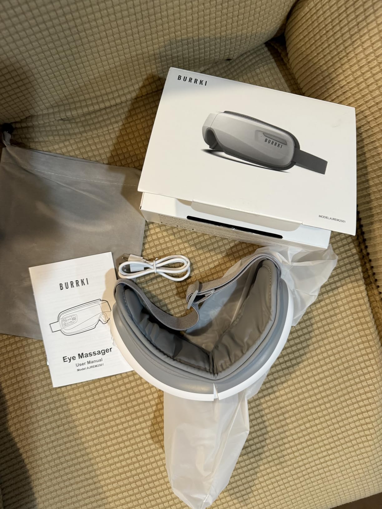 Eye Massager with Heat and Bluetooth Music, Heated Eye Mask for Migraines Relief, Reduce Strain, Headache Relief and Improve Sleep customer photo 1