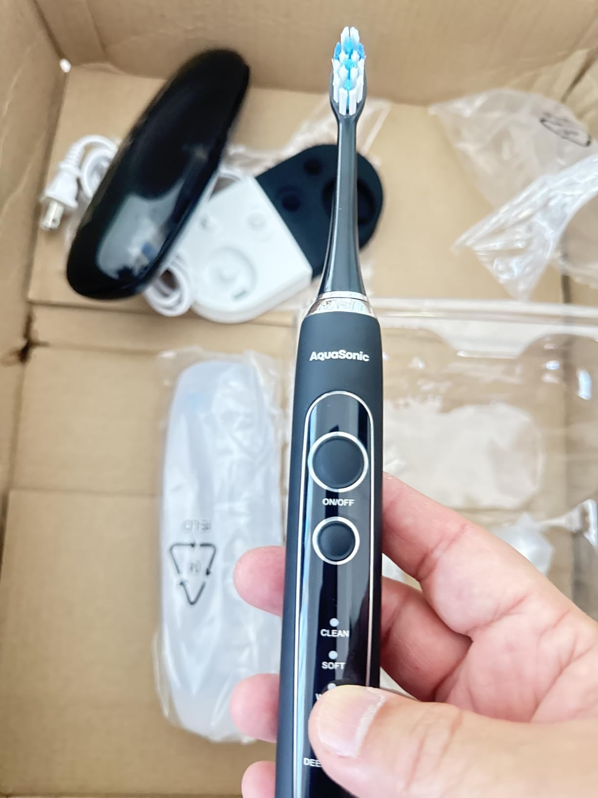 Aquasonic Duo Series PRO - Ultra-Whitening Electric Toothbrush Set - 5 Modes & Smart Timers - Premium Travel Cases & 10 Proflex Brush Heads - ADA Accepted Toothbrushes customer photo 1