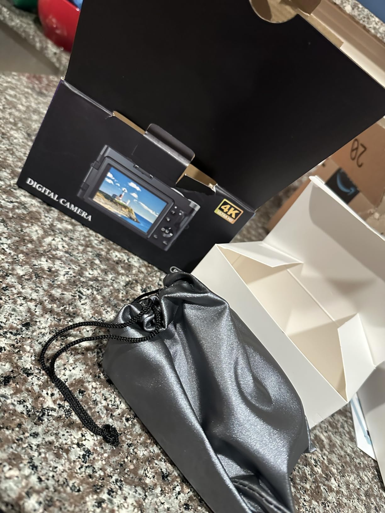 4K Digital Camera for Beginners & Teens, Autofocus 48MP Vlogging Camera for YouTube, 3'' 180°Flip Screen Camera with Flash 16X Zoom, 32G Card Battery Charger Black, Easy to Use customer photo 1