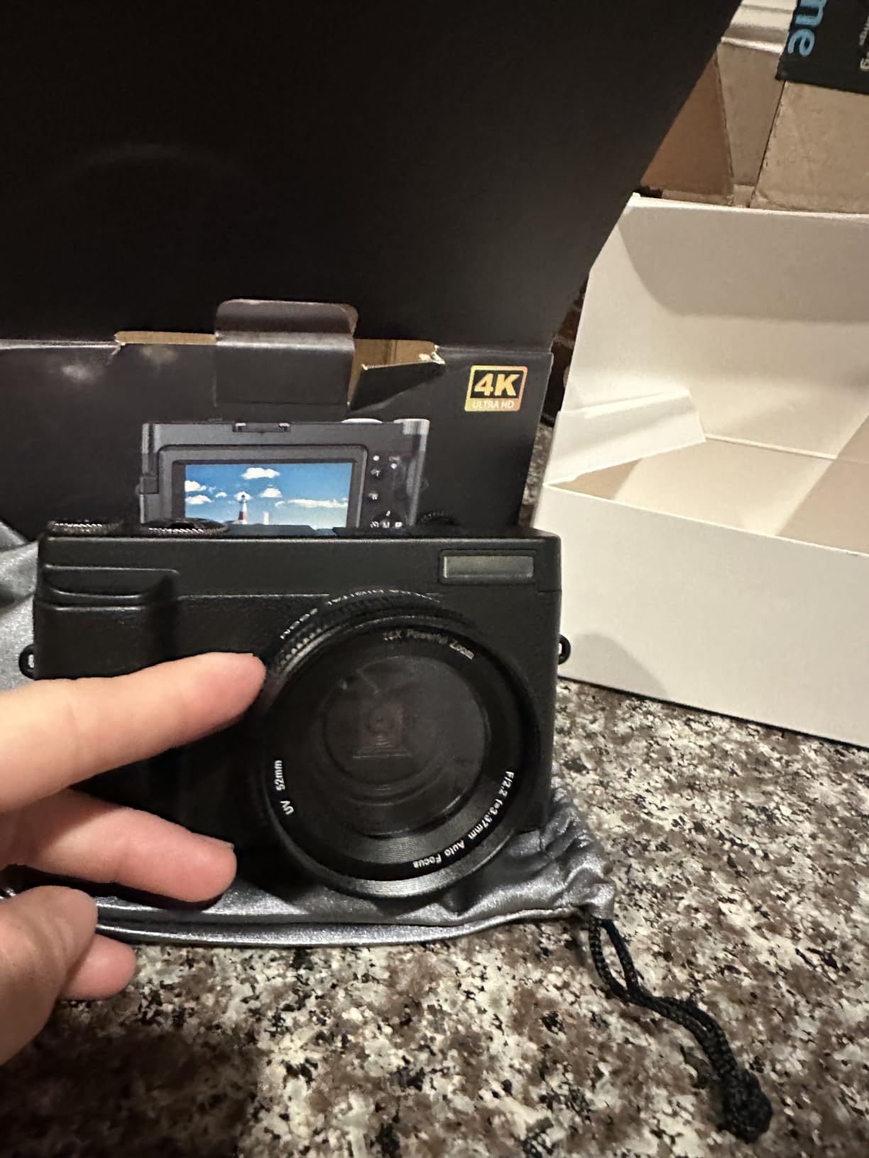 4K Digital Camera for Beginners & Teens, Autofocus 48MP Vlogging Camera for YouTube, 3'' 180°Flip Screen Camera with Flash 16X Zoom, 32G Card Battery Charger Black, Easy to Use customer photo 2