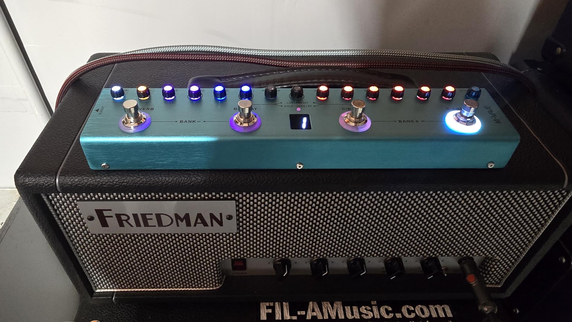 M-VAVE Loop Pedal Pro- 40 Mins Looping Time 9 Loops Professional Guitar Looper Pedal With Tuner for Electric Guitar One-Step Looping Unlimited Overdubs Undo Redo customer photo 1