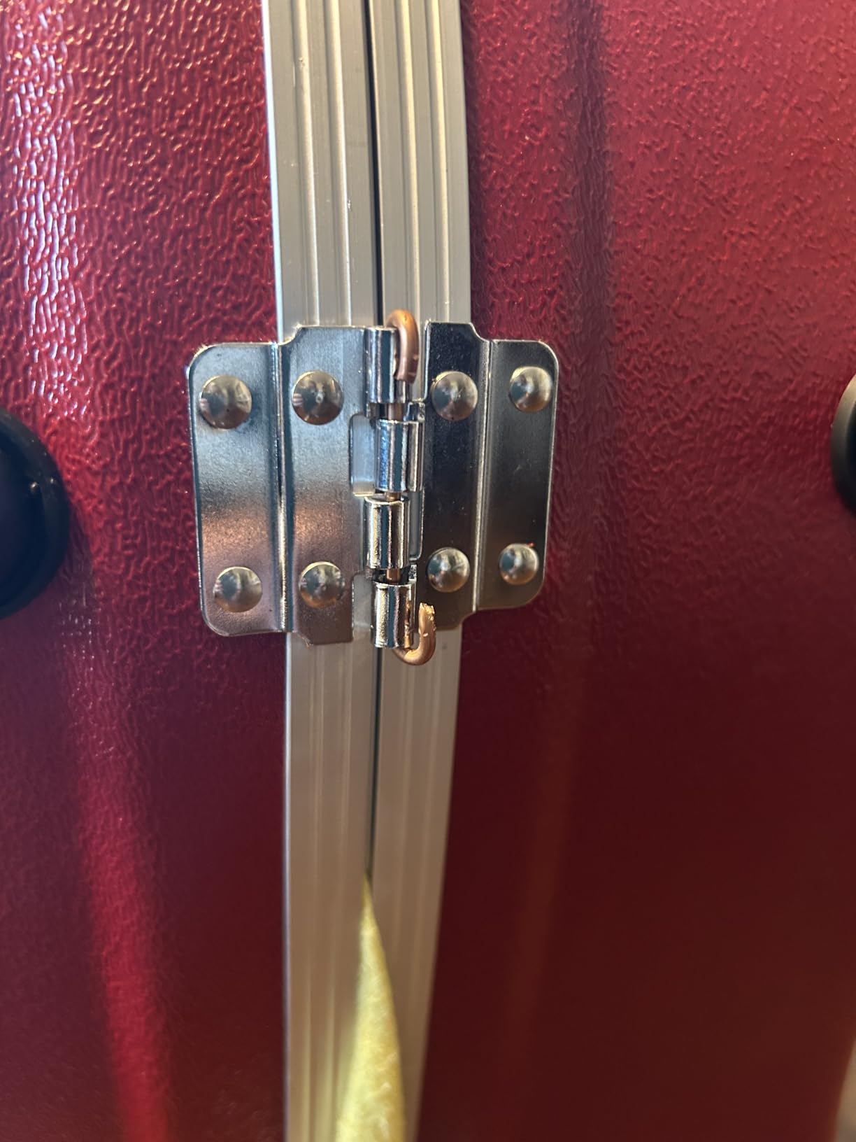 Crossrock ABS Cello Case for 4/4 & 3/4 Size | Mint Blue Matte Finish, Wine Red Velvet Interior, Molded Hardshell with Wheels, Lock, Dual Bow Holders & Backpack Straps customer photo 1
