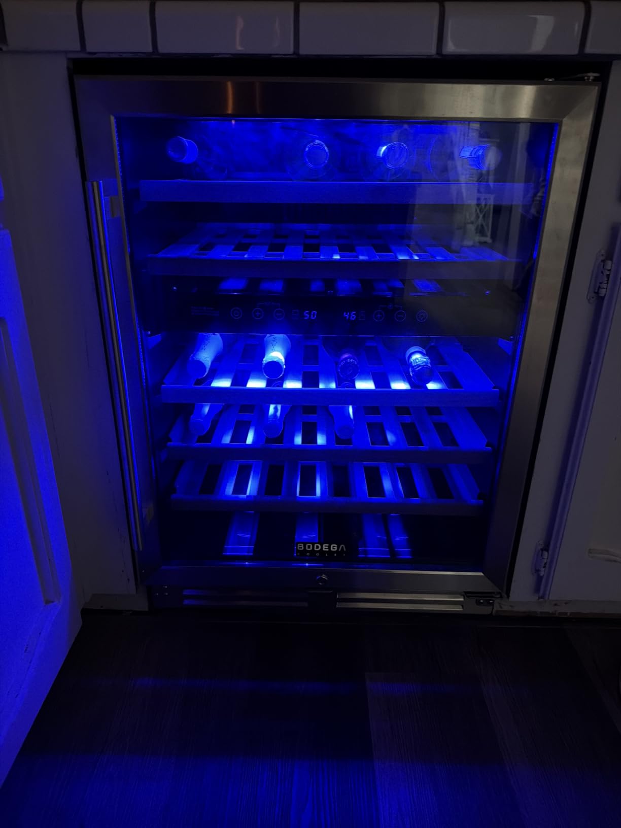BODEGA 24 inch Wine Cooler, 46 Bottle, Under Counter Wine Cooler 24'' with Adjustable Shelves, Built-in Wine Refrigerators Free standing, Energy Efficient, Dual Zone Wine Fridge for Home Bar Office customer photo 1