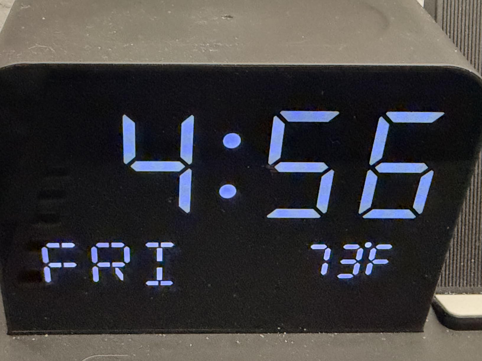 acer 7-in-1 Wireless Charging Station: Charger Stand for Multiple Devices for Apple customer photo 1