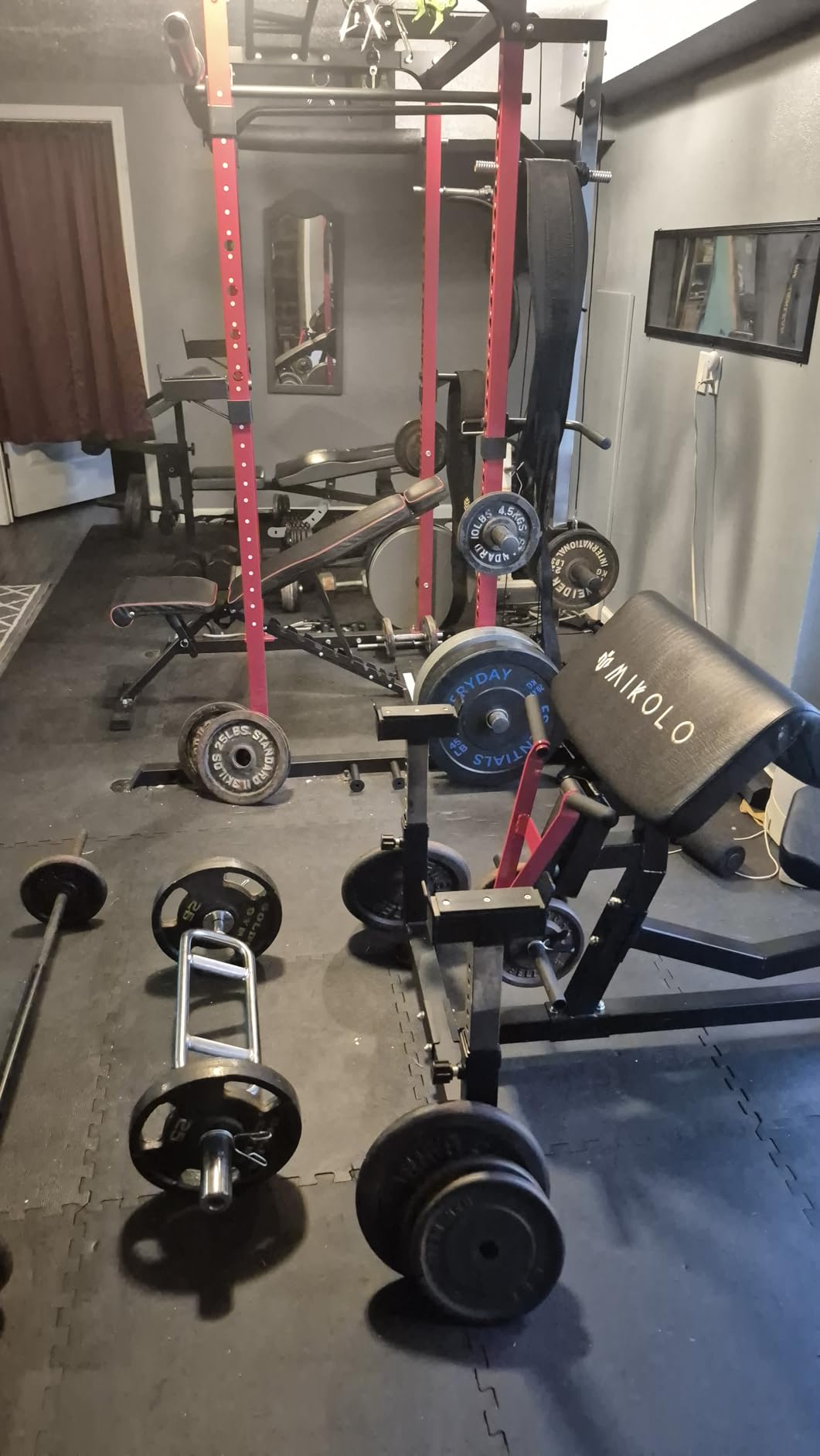 Mikolo Preacher Curl Bench, Plate Loaded Bicep Curl Machine, Bicep and Tricep Workout Equipment, 2 in 1 Arm Training Machine for Home Gym customer photo 1