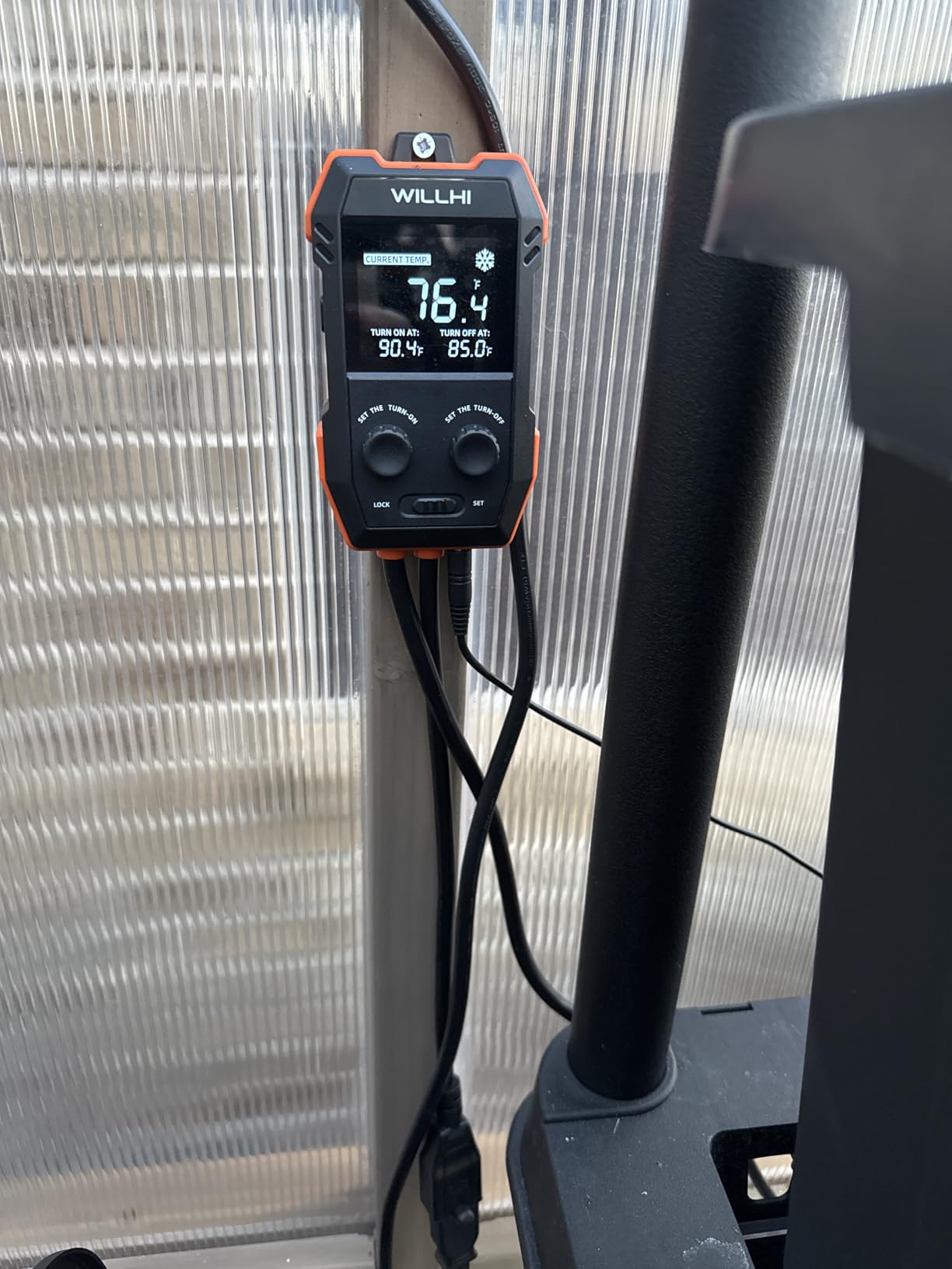 WH2408 Temperature Controller 10A 1200W, Digital Thermostat Controlled Outlet Plug Switch for Reptile Terrarium Greenhouse Homebrew Aquarium Seedling Mat, Heating or Cooling Mode (Pack of 1) customer photo 2