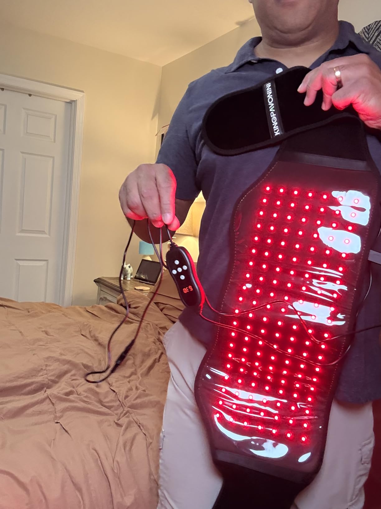 KingPavonini Red Light Therapy Belt, 140 LEDs 630/660/850nm Infrared Light Therapy with Compression Strap, Red Light Therapy for Body, Back, Shoulder & Waist Comfort and Relief customer photo 2