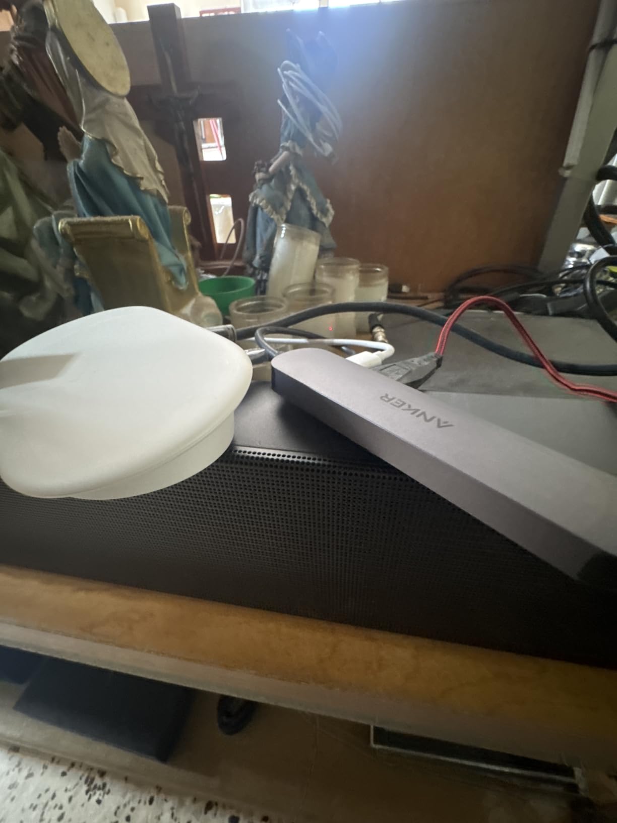 Anker USB C Hub, 5-in-1 USB Hub for Laptops, 4K HDMI USB-C Multiport Adapter with 90W Max Power Delivery, 3 USB A Data Ports USB C Dongle, Compact for MacBook, Dell, and More customer photo 1