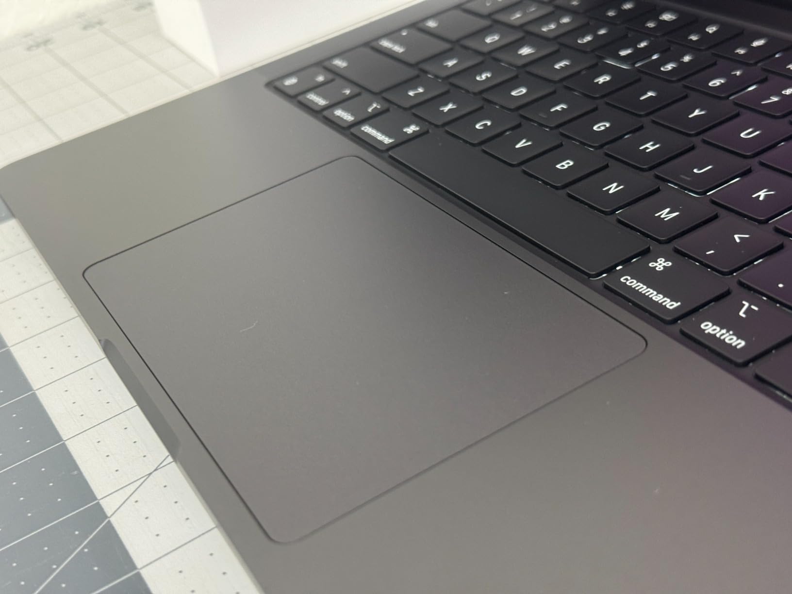 Apple 2024 MacBook Pro Laptop with M4 chip with 10-core CPU and 10-core GPU: Built for Apple Intelligence, 14.2-inch Liquid Retina XDR Display, 16GB Unified Memory, 512GB SSD Storage; Space Black customer photo 4