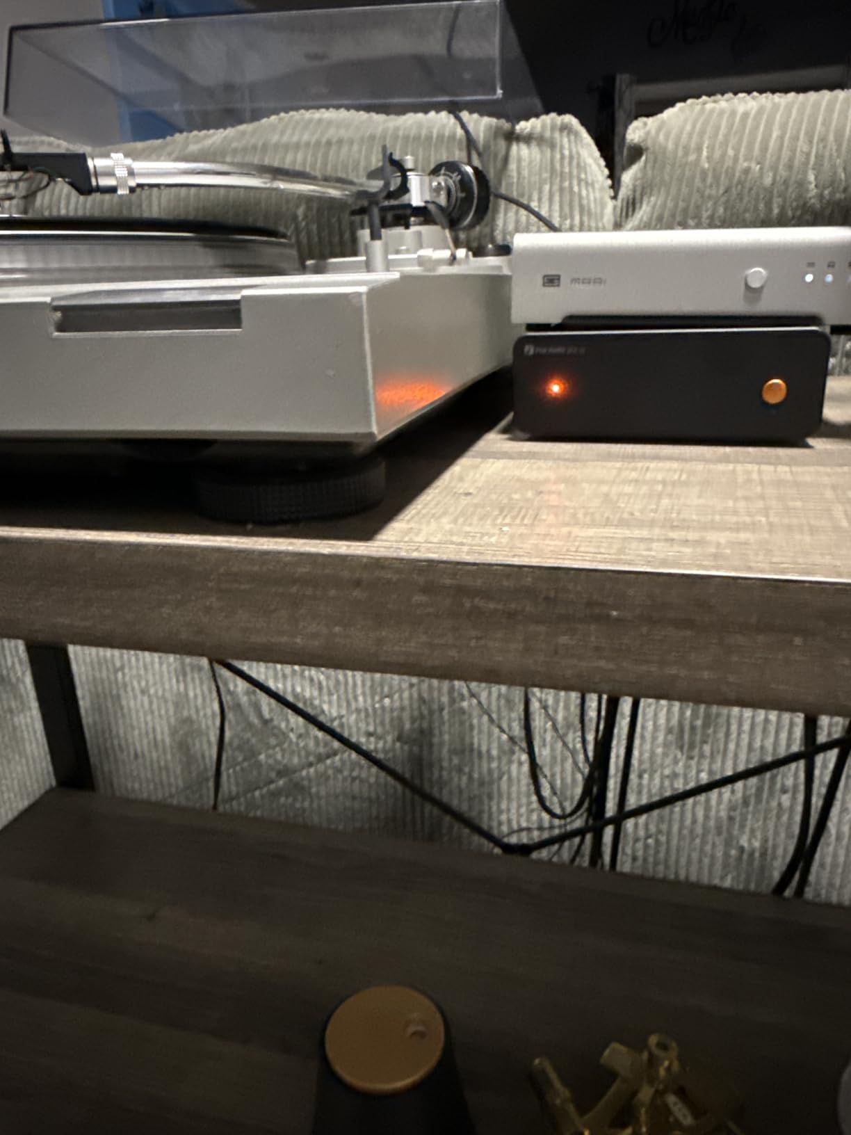 Fosi Audio Box X5 Phono Preamp for Turntable, Mini Preamplifier Home Audio for MM & MC Cartridge Turntable/Phonograph Record Player/Active Speakers, 4-Level Adjustable Gain 38/48/56/66 dB with RCA customer photo 2