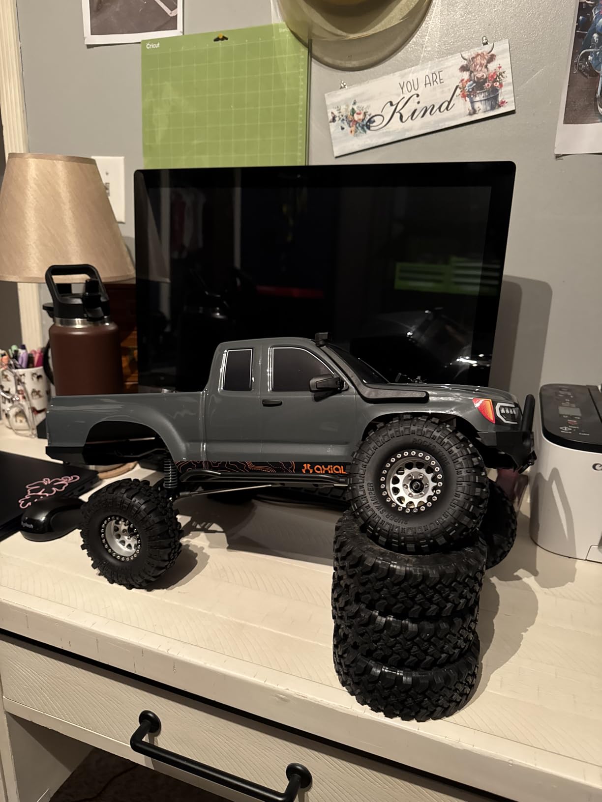 Axial RC Truck 1/10 SCX10 III Base Camp 4X4 Rock Crawler Brushed RTR (Battery and Charger Not Included), Gray, AXI-1375T2 customer photo 2
