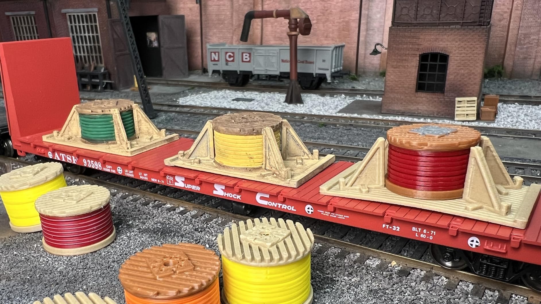 FLASHFORGE AD5X Multi-Color 3D Printer, CoreXY 600mm/s High-Speed, 1-Click Auto Leveling, 300°C Direct Drive Extruder, 220x220x220mm Build Volume, Ideal for Precision and Efficiency customer photo 1