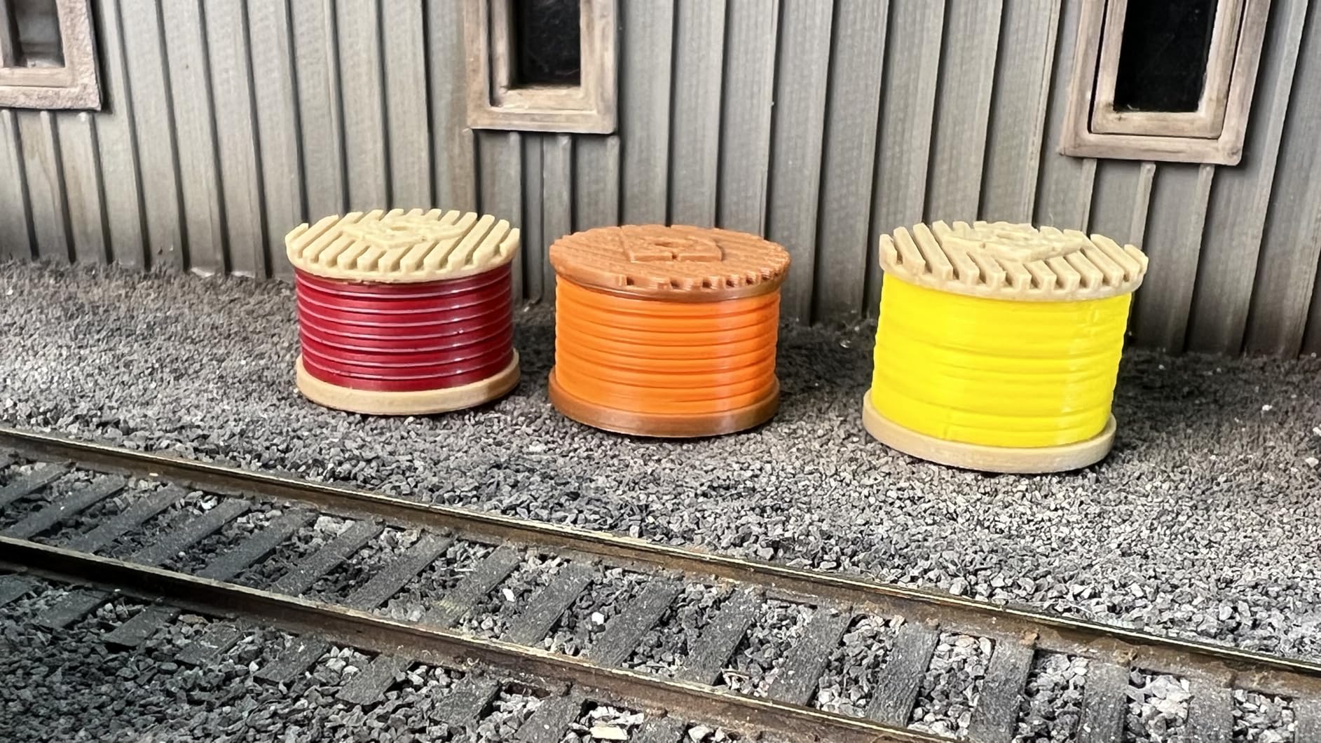 FLASHFORGE AD5X Multi-Color 3D Printer, CoreXY 600mm/s High-Speed, 1-Click Auto Leveling, 300°C Direct Drive Extruder, 220x220x220mm Build Volume, Ideal for Precision and Efficiency customer photo 2