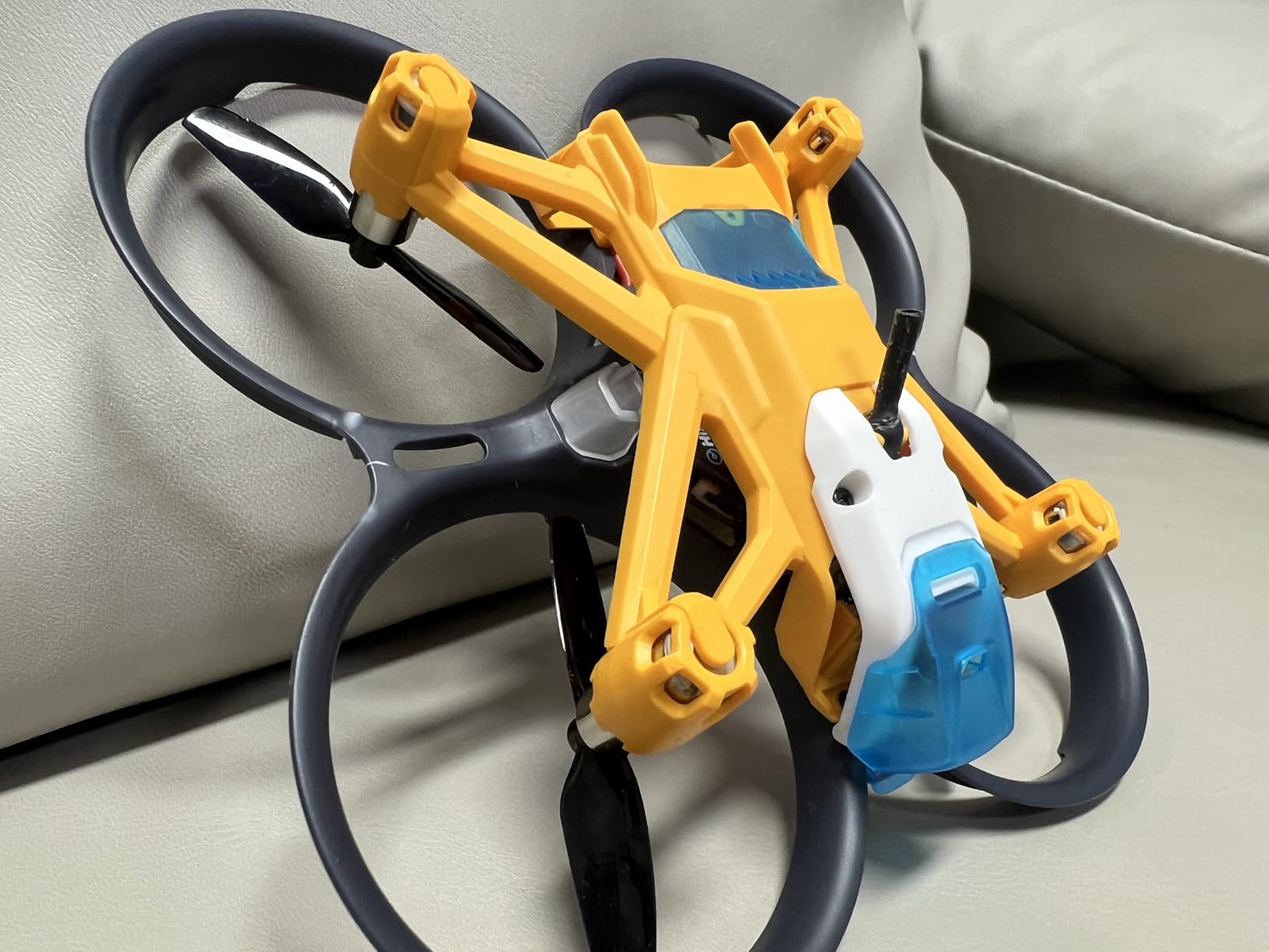 Firefly FPV Done Kit,FPV Drone for Kids and Beginners,Micro Drone with Camera, APP Control, Altitude Hold, Video Record and Download,Kids Toys for Boys and Girls, Gift Toys for Birthdays customer photo 1