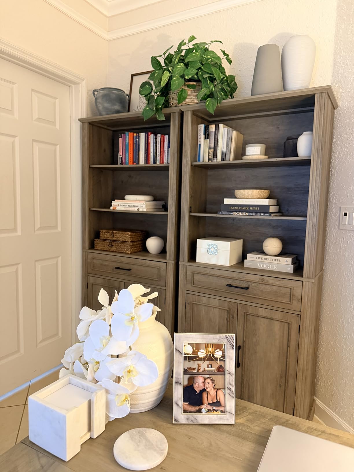 SEDETA Farmhouse Bookshelves and Bookcases with Doors and Drawer, Bookshelf with Storage, Floor Standing 6 Shelf Display Storage Shelves 70 in Tall Bookshelf for Home Office, Living Room, White customer photo 1