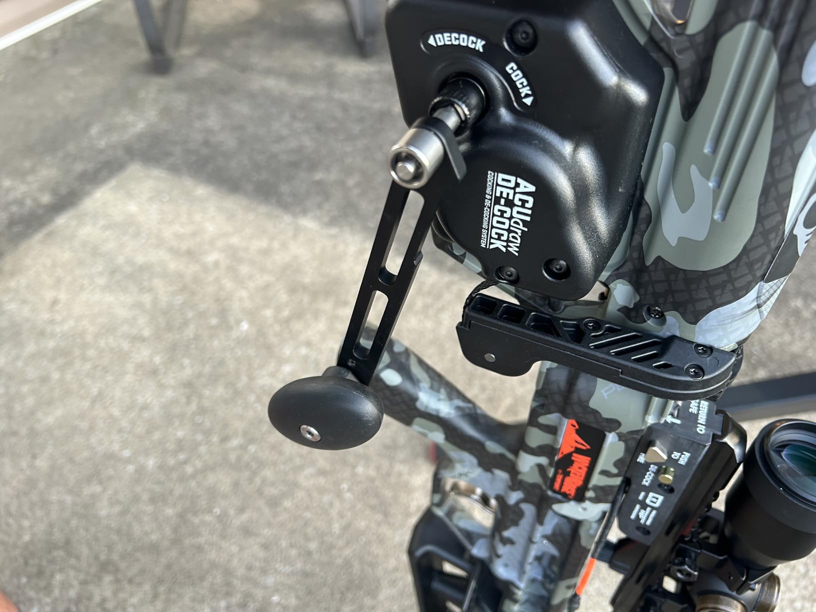 Wicked Ridge Invader M1 De-Cock Crossbow, Peak Camo - 390 FPS - Equipped with Pro-View 400 Scope, ACUdraw De-Cock (Crank System) + D1 Trigger customer photo 1