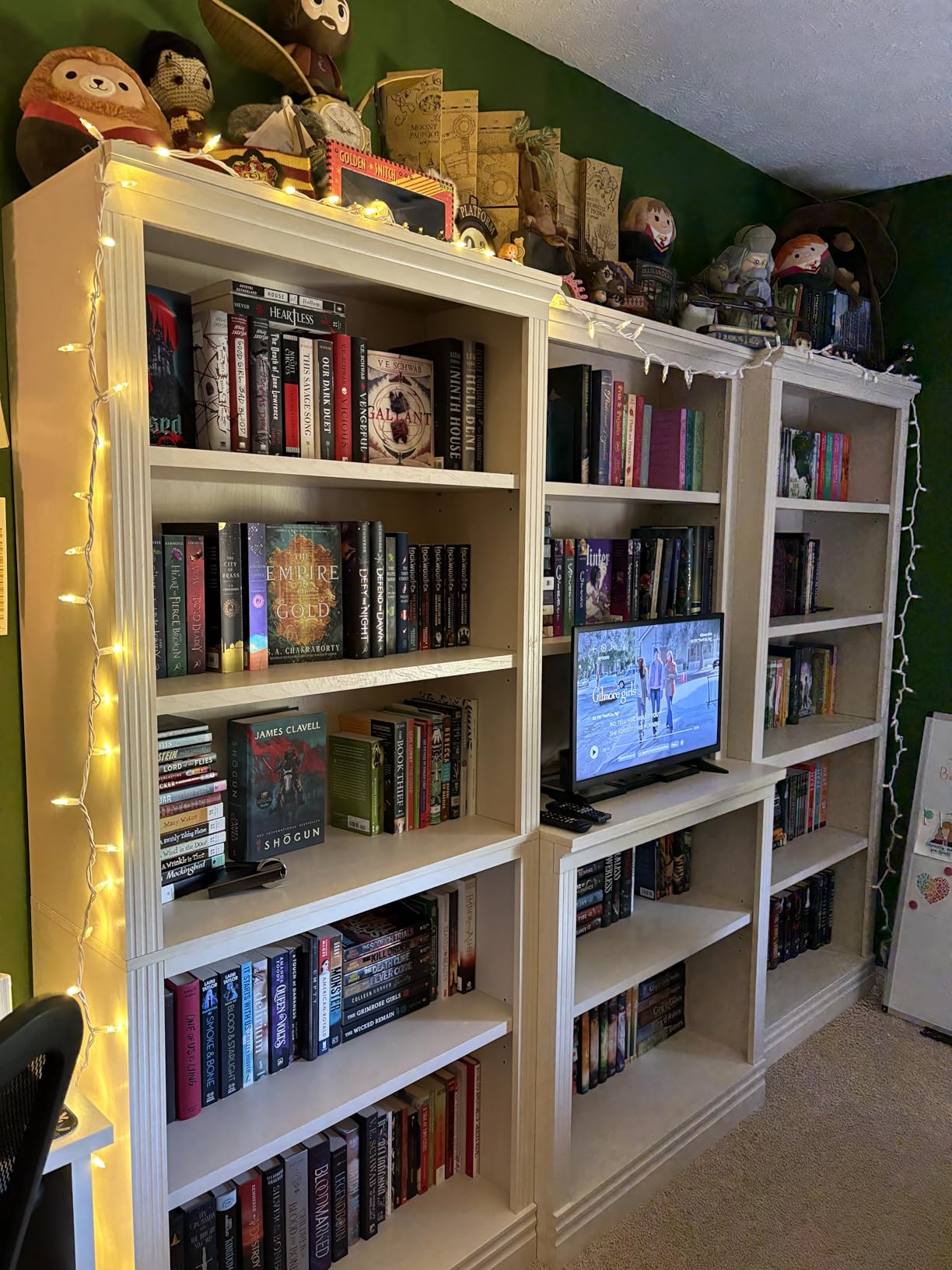 JAHRSTIM Halston Multi-Depth Bookcase, Adjustable Storage Shelving Unit with Doors for Home and Office Space, 31.5