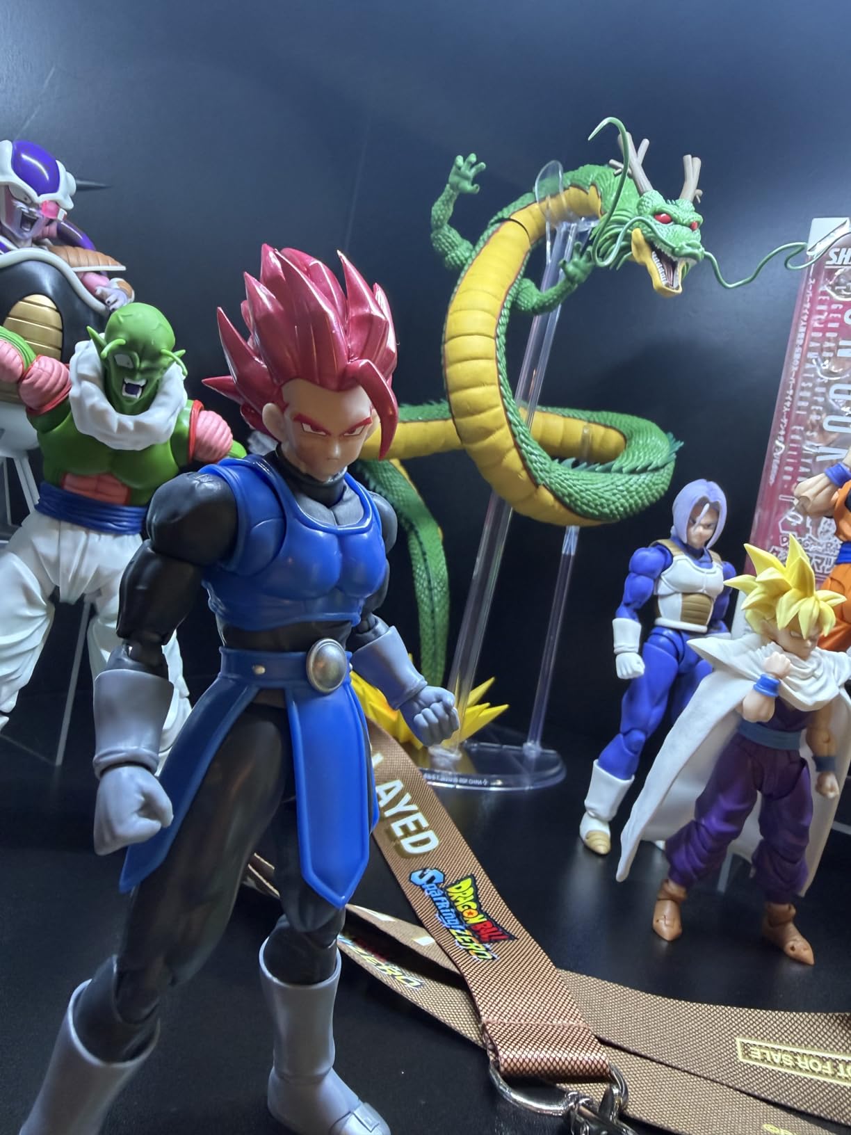 Corner Display Cabinet with Glass Doors, 65