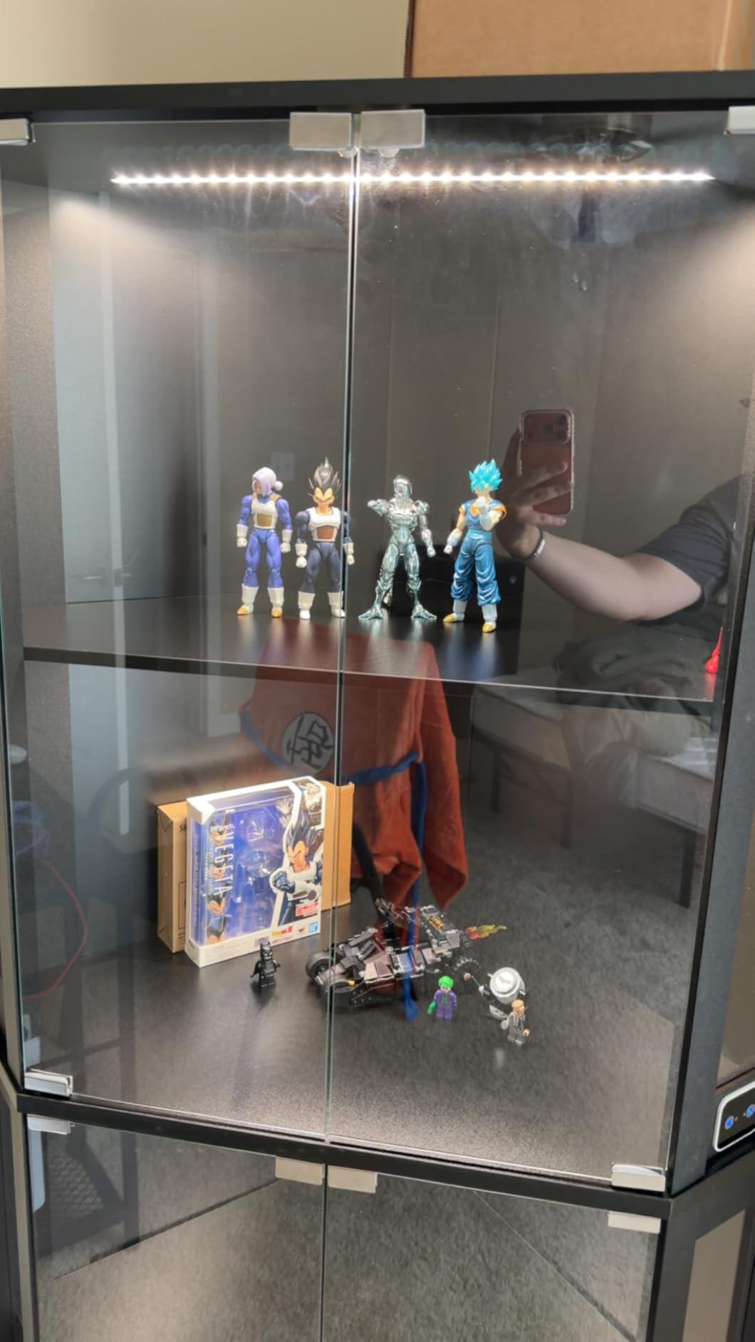 Corner Display Cabinet with Glass Doors, 65