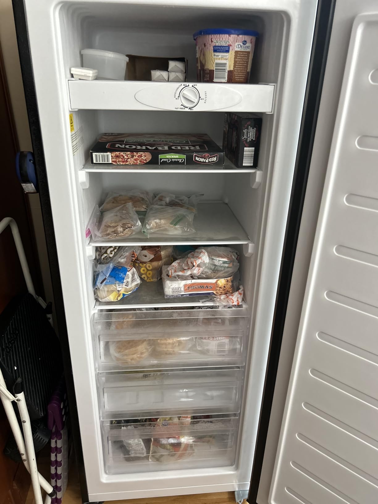 BANGSON Upright Freezer, 7.0 Cu.ft Stand Up Freezer, Convertible Upright Freezer/Refrigerator, Single Door for Kitchen,Garage, Office, Apartment, White customer photo 2
