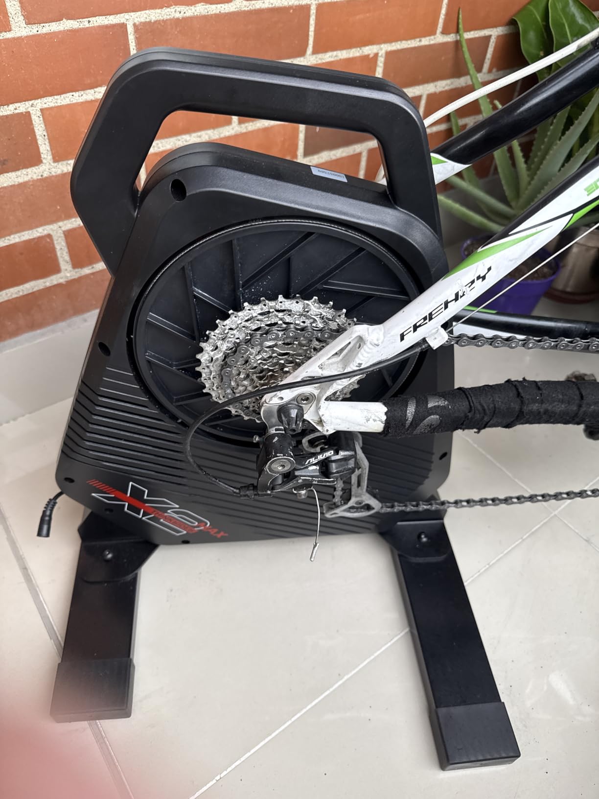 ThinkRider X2Max Smart Bike Trainer Cycle Trainer Bicycle Trainer, Quiet Portable Design for Indoor Driving, Simulates 18% Slope, ANT + & BLE customer photo 2