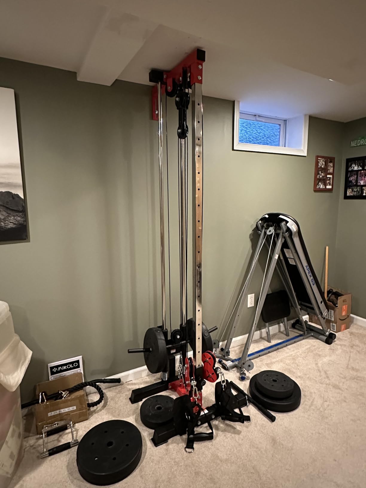 Mikolo Wall Mount Cable Station, Cable Crossover Machine with Dual Pulley System and 18 Adjustable Positions for Home Gym Fitness Equipment customer photo 1