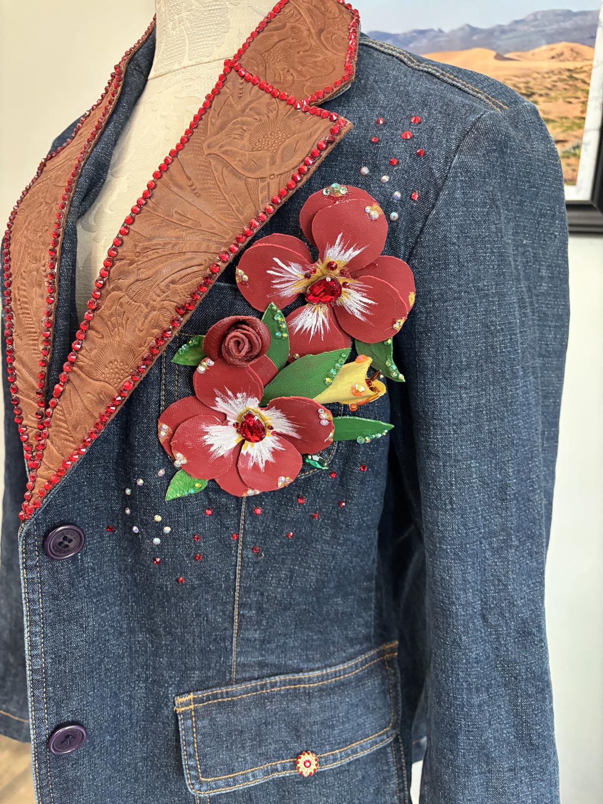 MINUS MUKYS Leather Working Kit Complete Leather Tools Set for Crafts Shoe Repair Kit Belts Includes Hole Puncher for Crafts Sewing Tools Awl Stitching Tool Cutting Mat Ideal for Beginners customer photo 1