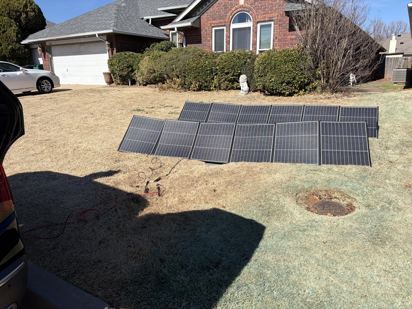 400W Portable Solar Panel for Most Power Stations, Foldable & Lightweight Solar Suitcase with Kickstands, 40V MC4 & Multi-Output for Solar Generators, RVs, Camping, and Outdoor Use customer photo 1