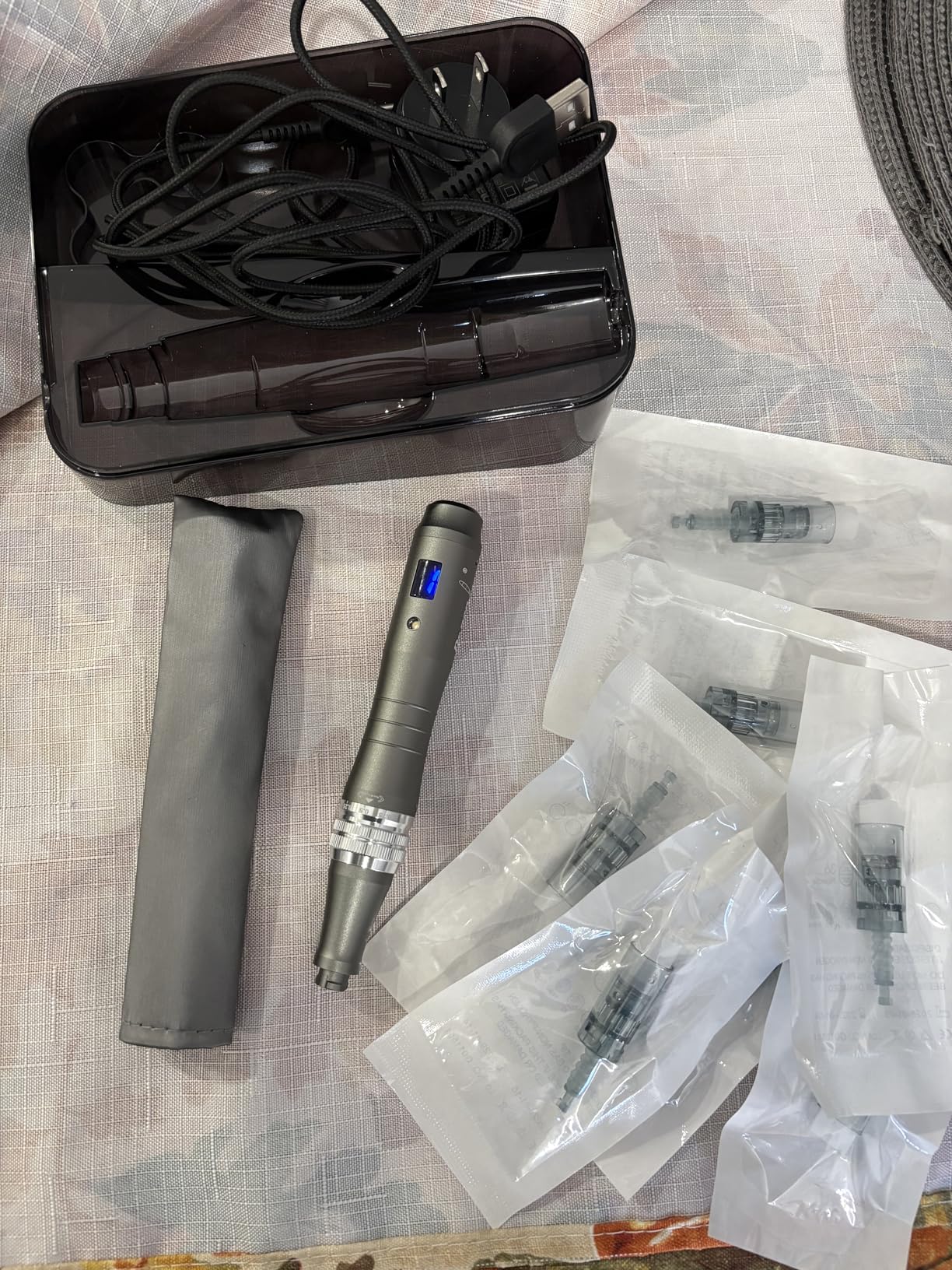 DermaStamp System 0.25mm, Microneedling Stamp Pen, Derma Stamp Pen, Derma Roller Alternative, Microneedle Micro Needle Skin Care for Men Women customer photo 1