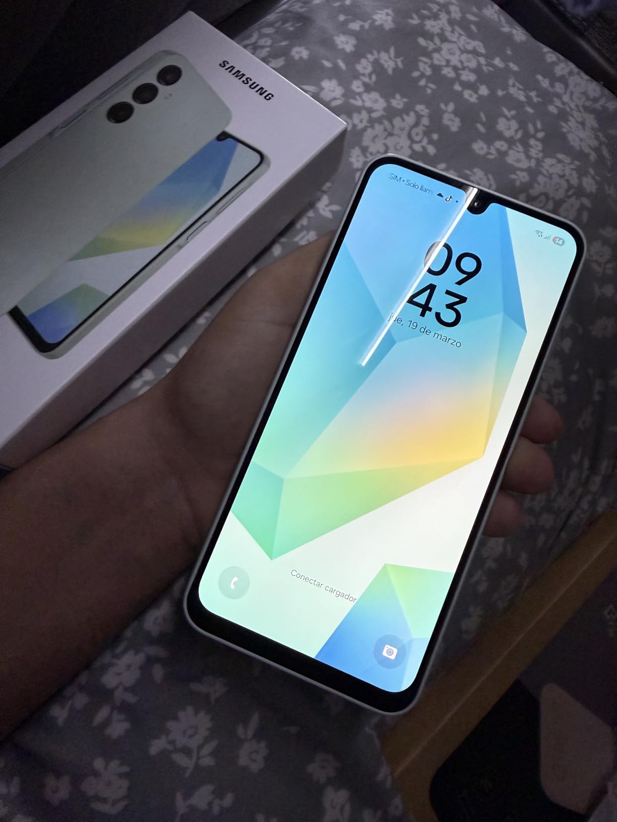 SAMSUNG Galaxy A16 4G LTE (128GB + 4GB) International Model SM-A165F/DS Factory Unlocked 6.7