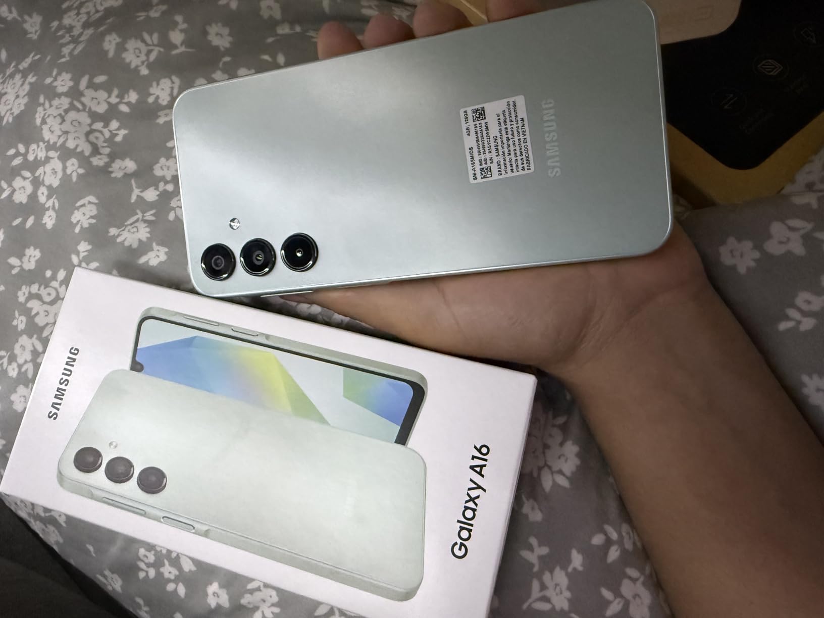 SAMSUNG Galaxy A16 4G LTE (128GB + 4GB) International Model SM-A165F/DS Factory Unlocked 6.7