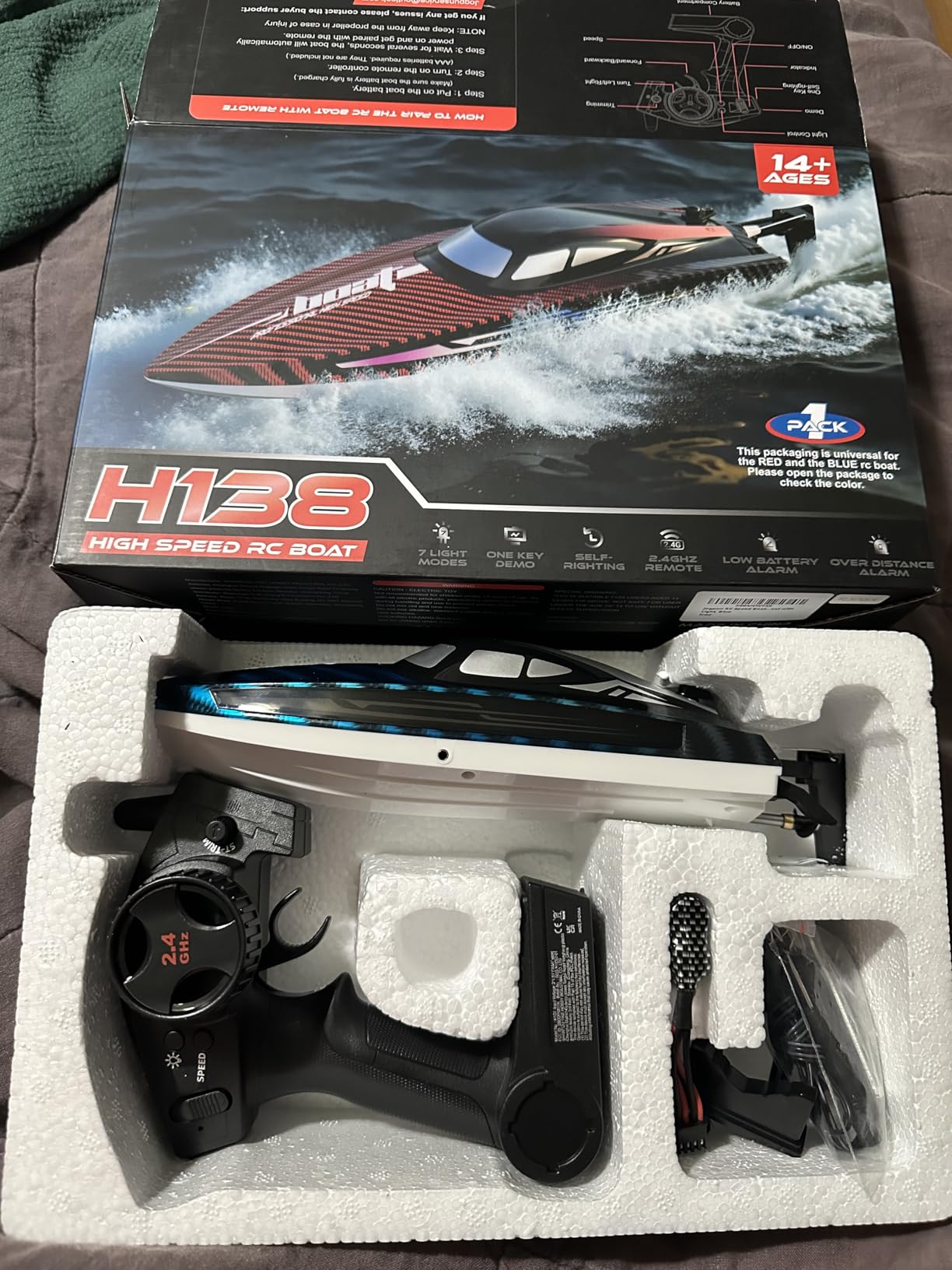 30KMH RC Remote Control Boat with 7 LED Light Modes Waterproof Electric Fast Speed Boat for Adults Kids 8-12 Lake Pool Water Play,Self-righting,Demo,Water Cooling,20Mins,Low Battery Alert,2.4Ghz,Blue customer photo 2