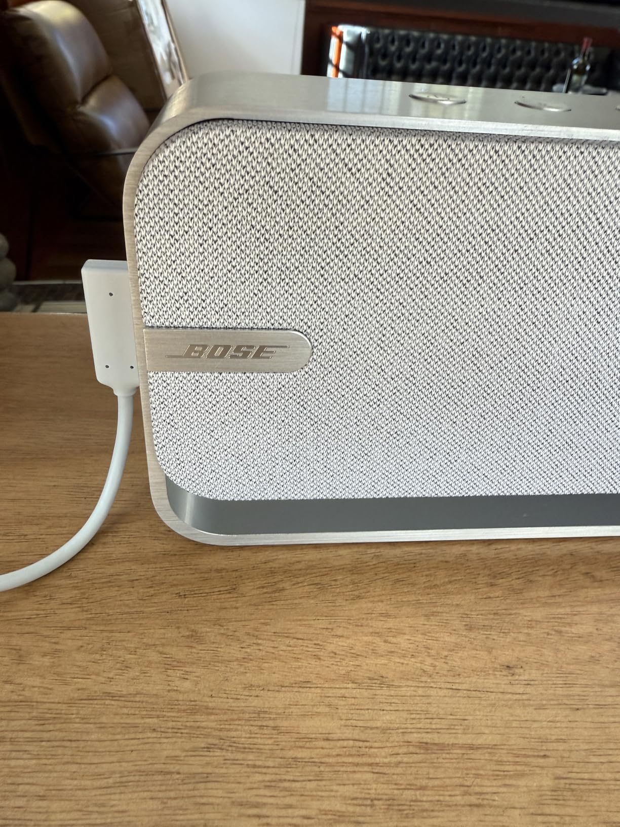 Bose SoundLink Home Speaker - Premium, Portable and Wireless Bluetooth Bookshelf Speaker customer photo 1