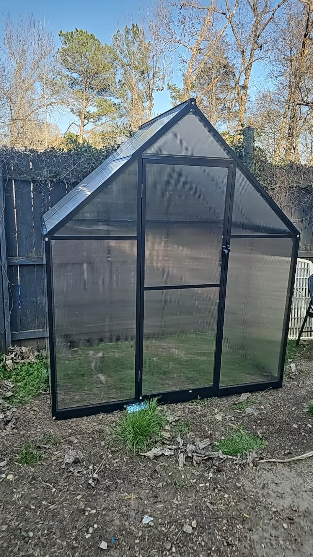 6×4FT Small Greenhouse, Walk in Greenhouse with Electronic Thermometers, Enhanced Aluminum Small Greenhouse for Outdoors and Garden Planting, Withstands Bad Weather to Protect Vegetable or Plants customer photo 1