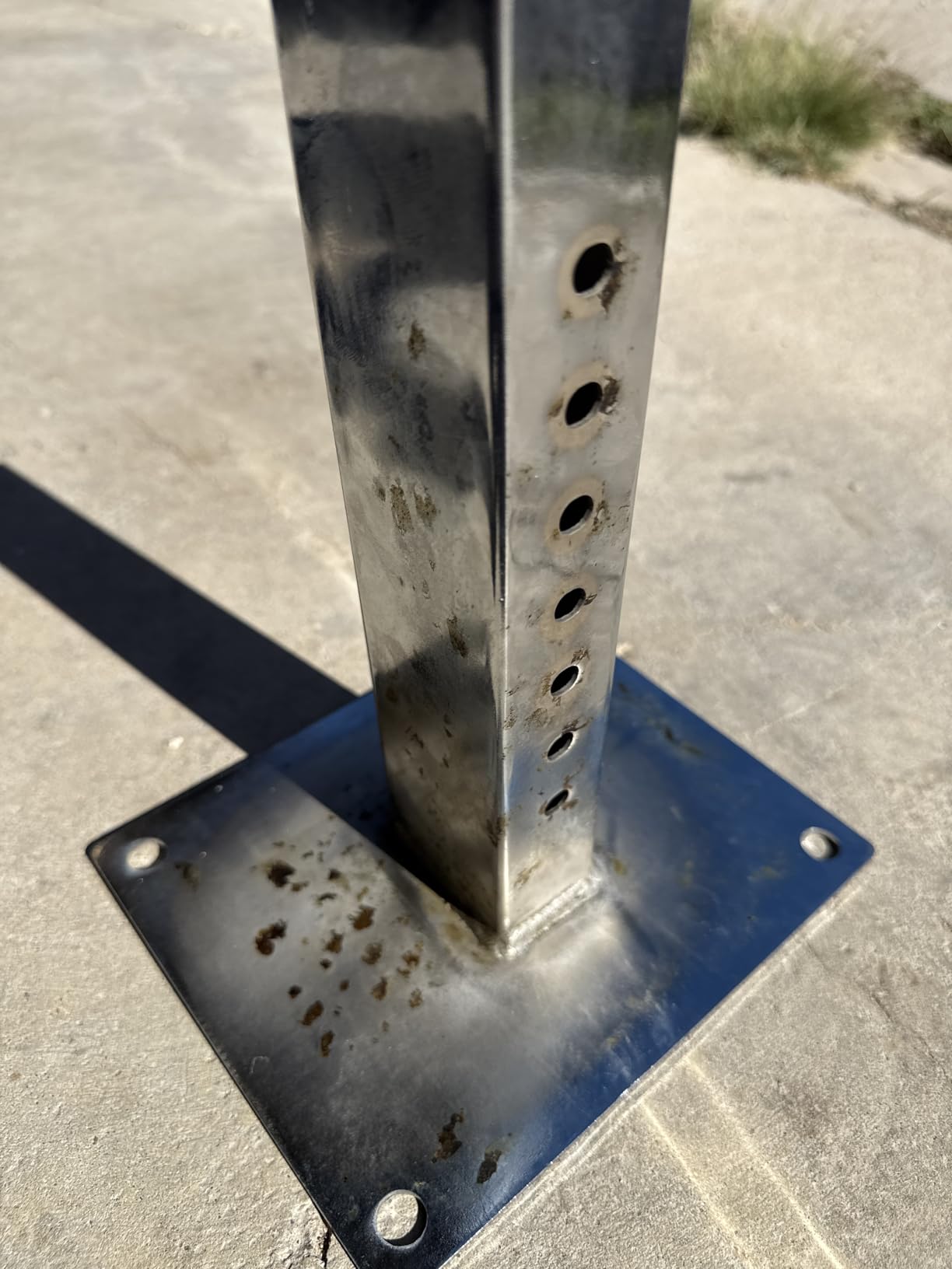 VEVOR Preacher Curl Bench, Strength Training Benches, Max Load 660 LBS Home Gym Fitness Equipment, Seated Arm Isolated Barbell Dumbbell Bicep Station, Adjustable Weight Bench with Bar Holders customer photo 2