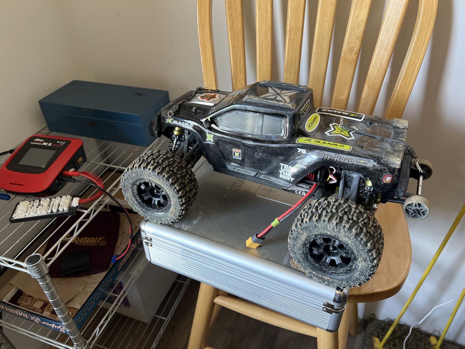 RIAARIO 1/10 Brushless RC Cars, Monster Truck, 50+ MPH, 4WD, Waterproof, Carbon Fiber, Black, Ages 8+ customer photo 1