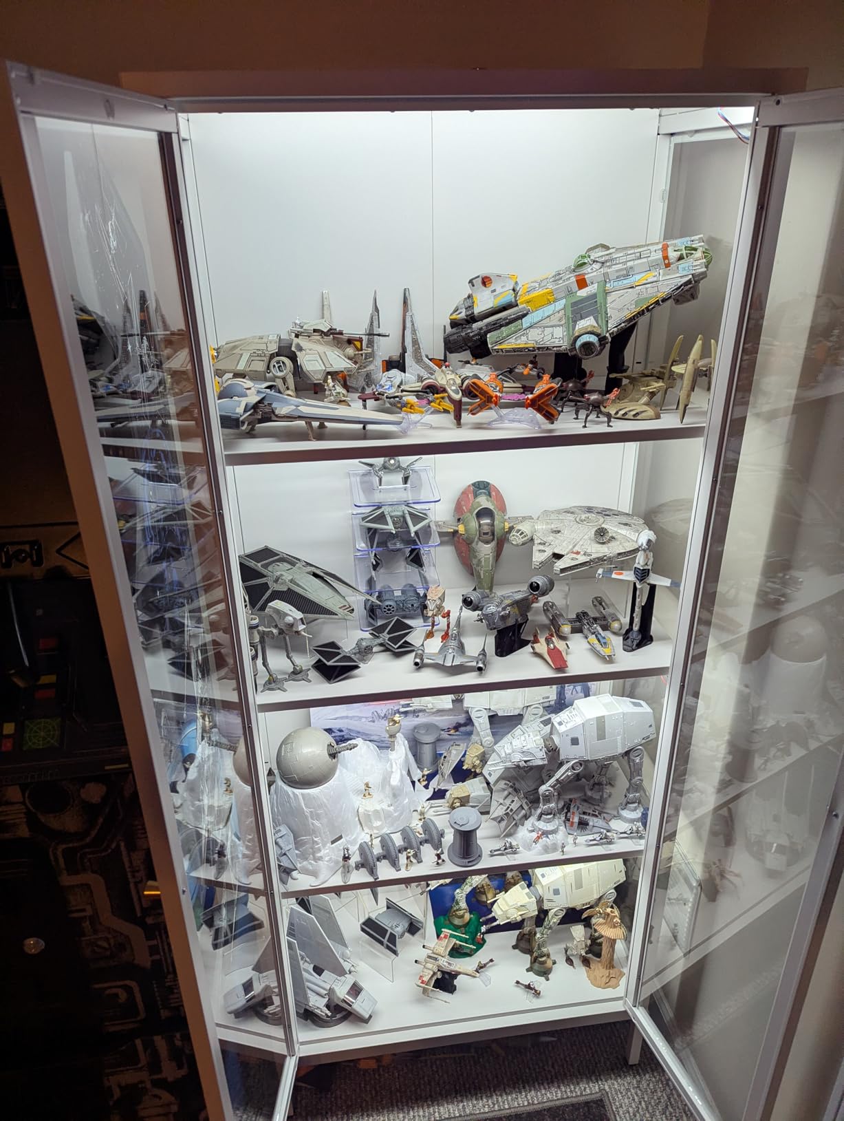 Glass Display Cabinet 4-Tier, Display Cabinet with Glass Doors, Curio Cabinet with Tempered Glasses Doors,Metal Storage Cabinets for Living Room, Plant, Assembly Required, Black customer photo 1