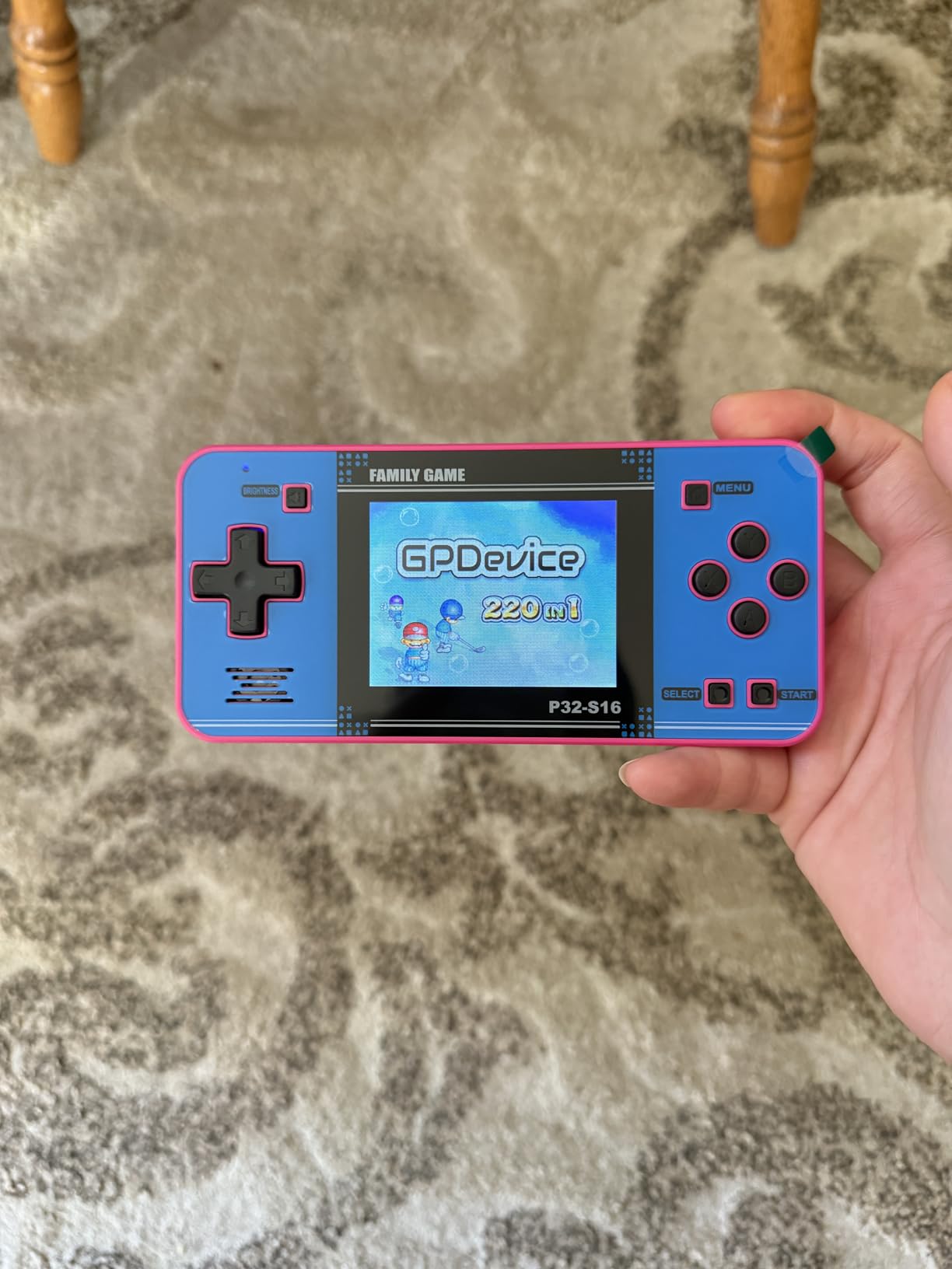 Handheld Game for Kids, Built-in 220 32-bit Video Games, 3.0