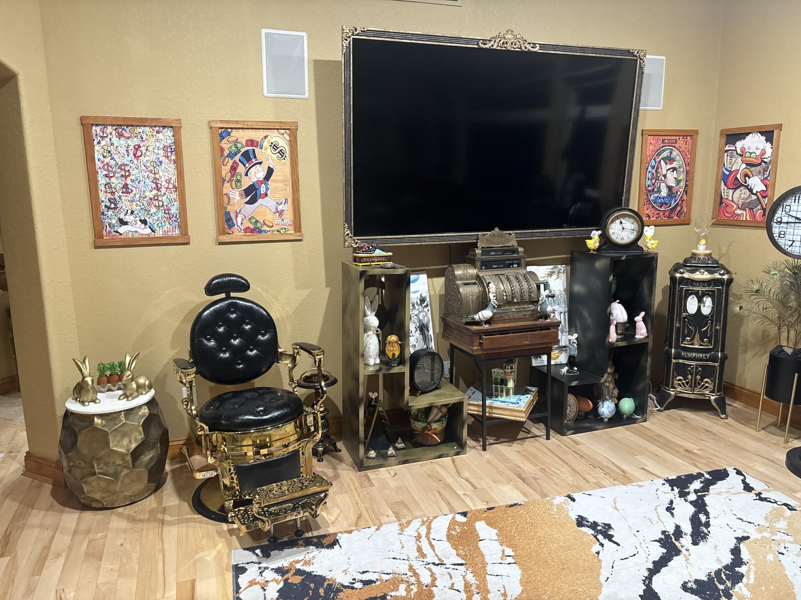 Baasha Black Heavy-Duty Barber Chair, Reclining Professional Salon Chair with Adjustable Headrest & Comfort Padding, 550 lbs Capacity customer photo 1