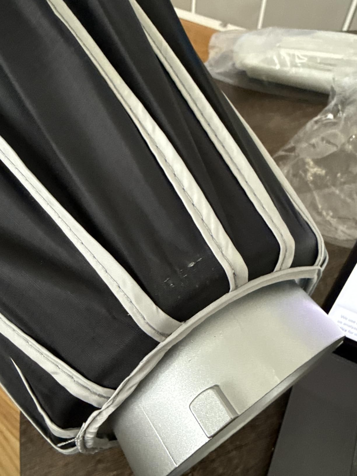 Godox Softbox Godox S65T 65cm/25.6in Quick Release Umbrella Softbox, Bowens Mount with Removable Front and Inner Diffusers for Photography, Live Streaming and Travel customer photo 1