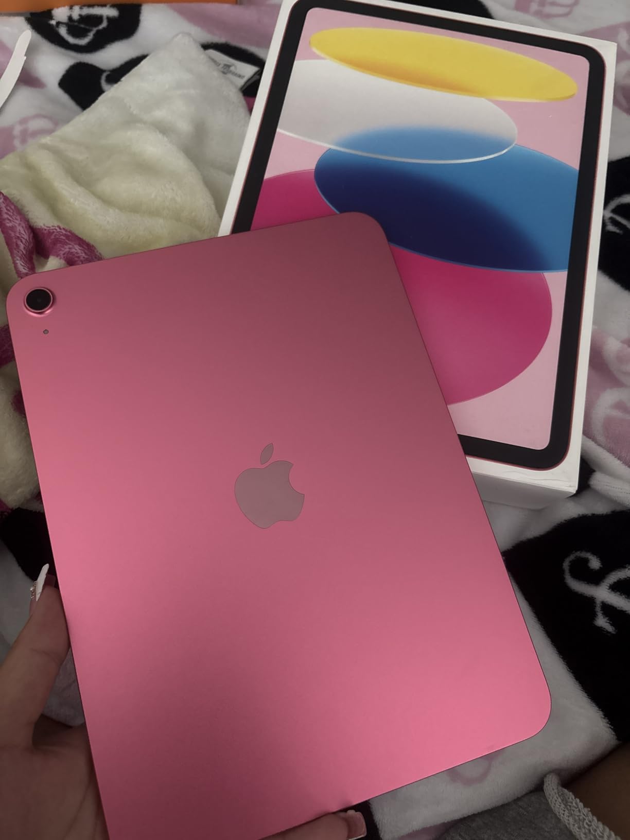 Apple iPad 11-inch: A16 chip, 11-inch Model, Liquid Retina Display, 128GB, Wi-Fi 6, 12MP Front/12MP Back Camera, Touch ID, All-Day Battery Life customer photo 2