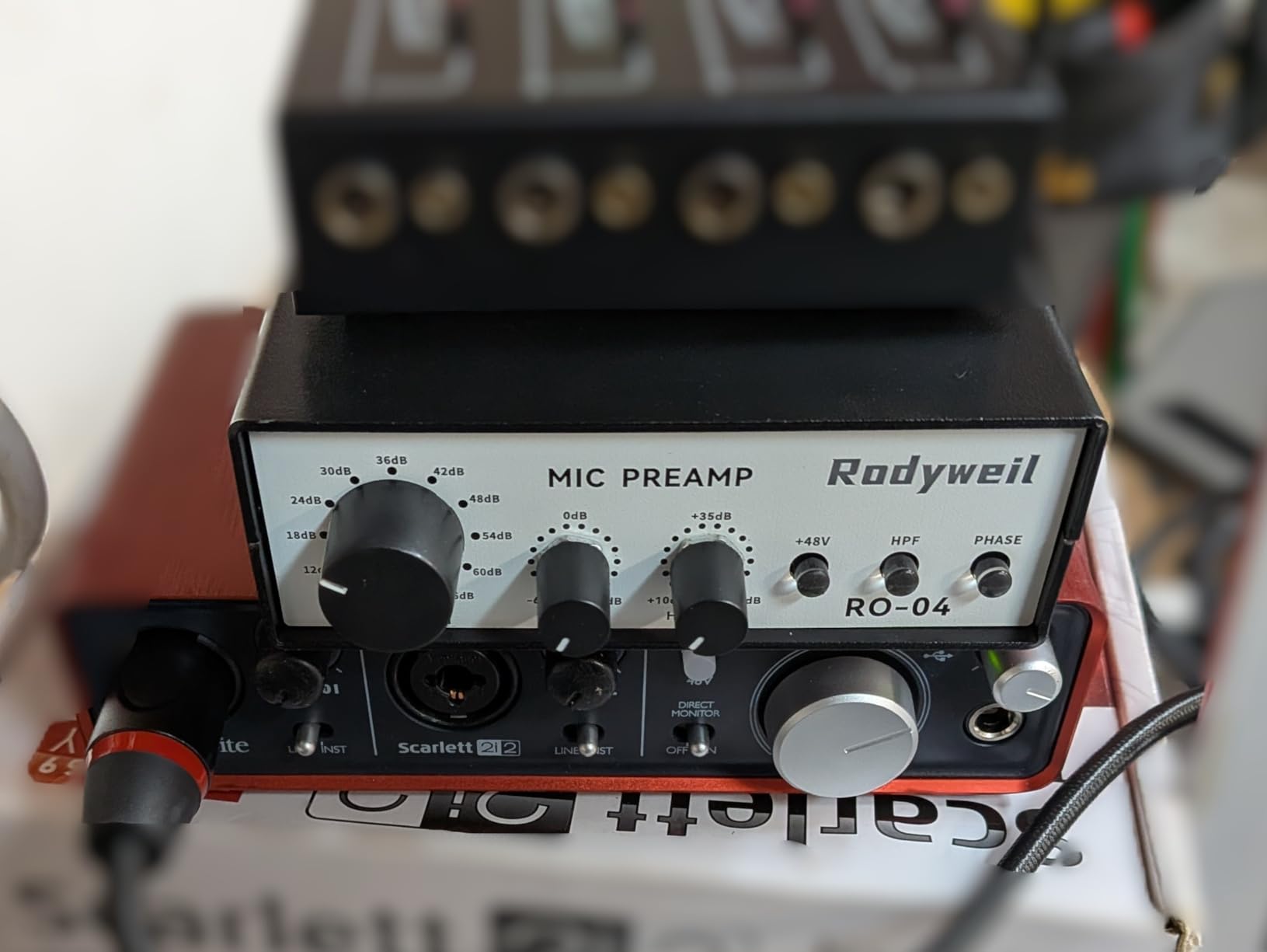 RO-04 Mic Preamp, 0~72db Adjustable Gain Boost,-120db EIN Ultra Low Noise, Studio Grade Performance with Hi-Z, 48V, HPF, Phase for Instrument & Dynamic & Condenser & Ribbon Microphone customer photo 1