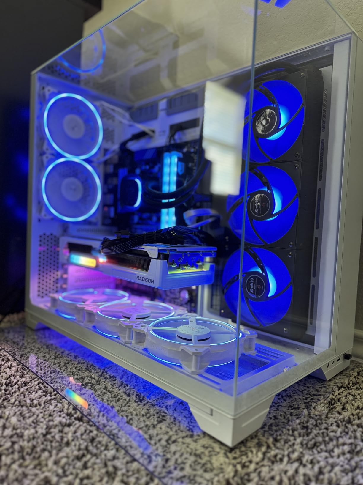 Skytech Gaming O11 Vision Desktop PC, Ryzen 7 9800X3D 4.7 GHz (5.2 GHz), AMD RX 9070XT 16GB, 2TB Gen4 NVMe SSD, 32GB DDR5 RAM 6000 RGB, 850W Gold ATX 3 PSU, 360mm ARGB AIO, Wi-Fi, Win 11 customer photo 2