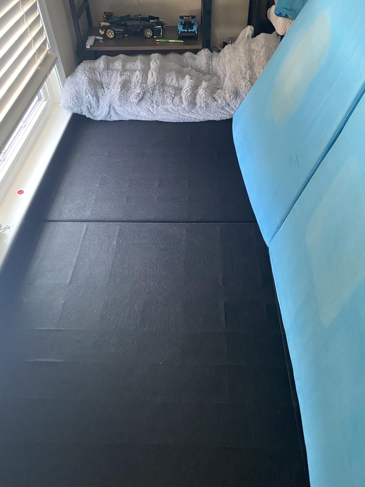 Amazon Basics Adjustable Metal Platform Bed Base with Wireless Remote Control, Queen customer photo 1